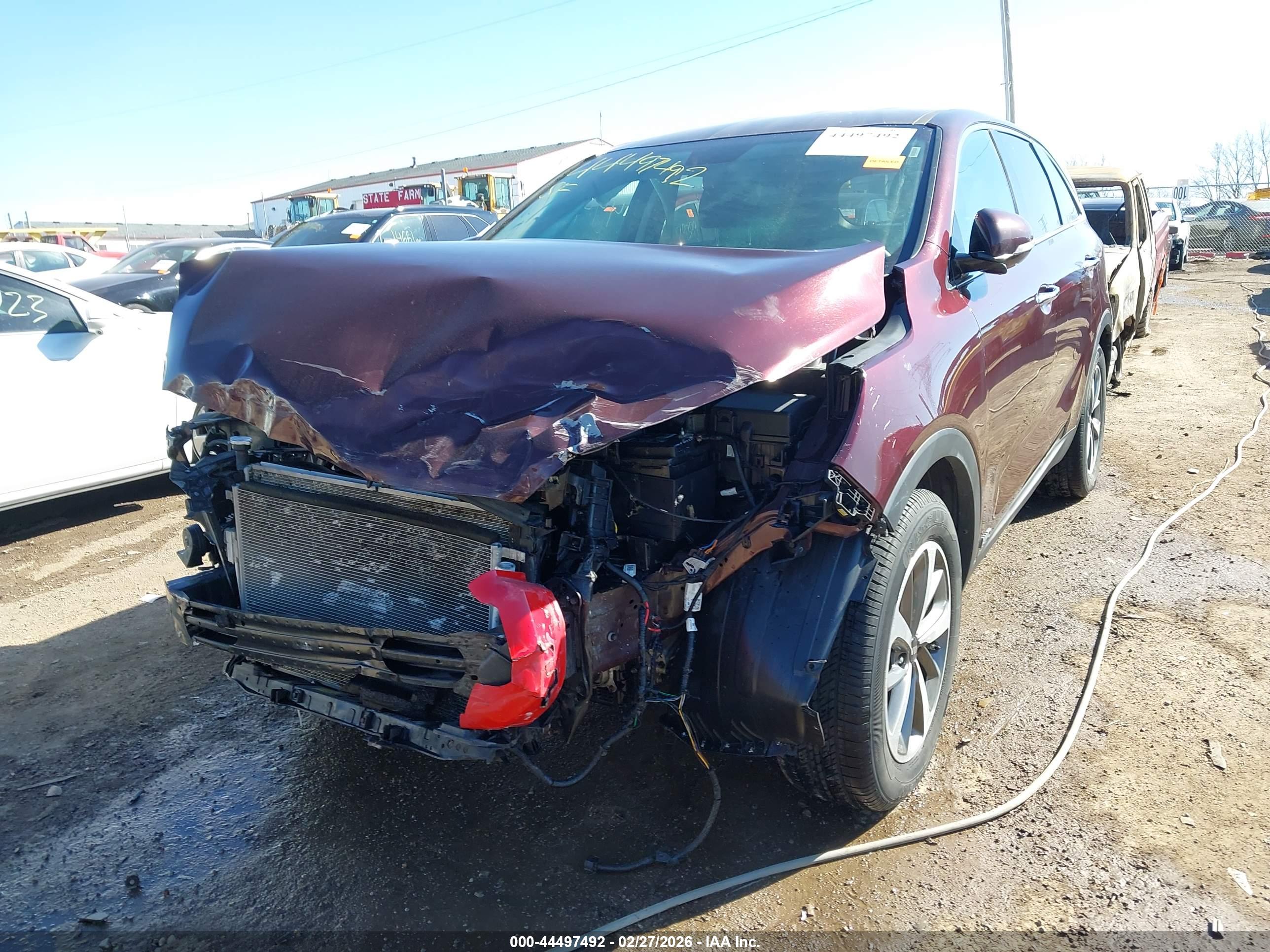 KIA SORENTO image 2