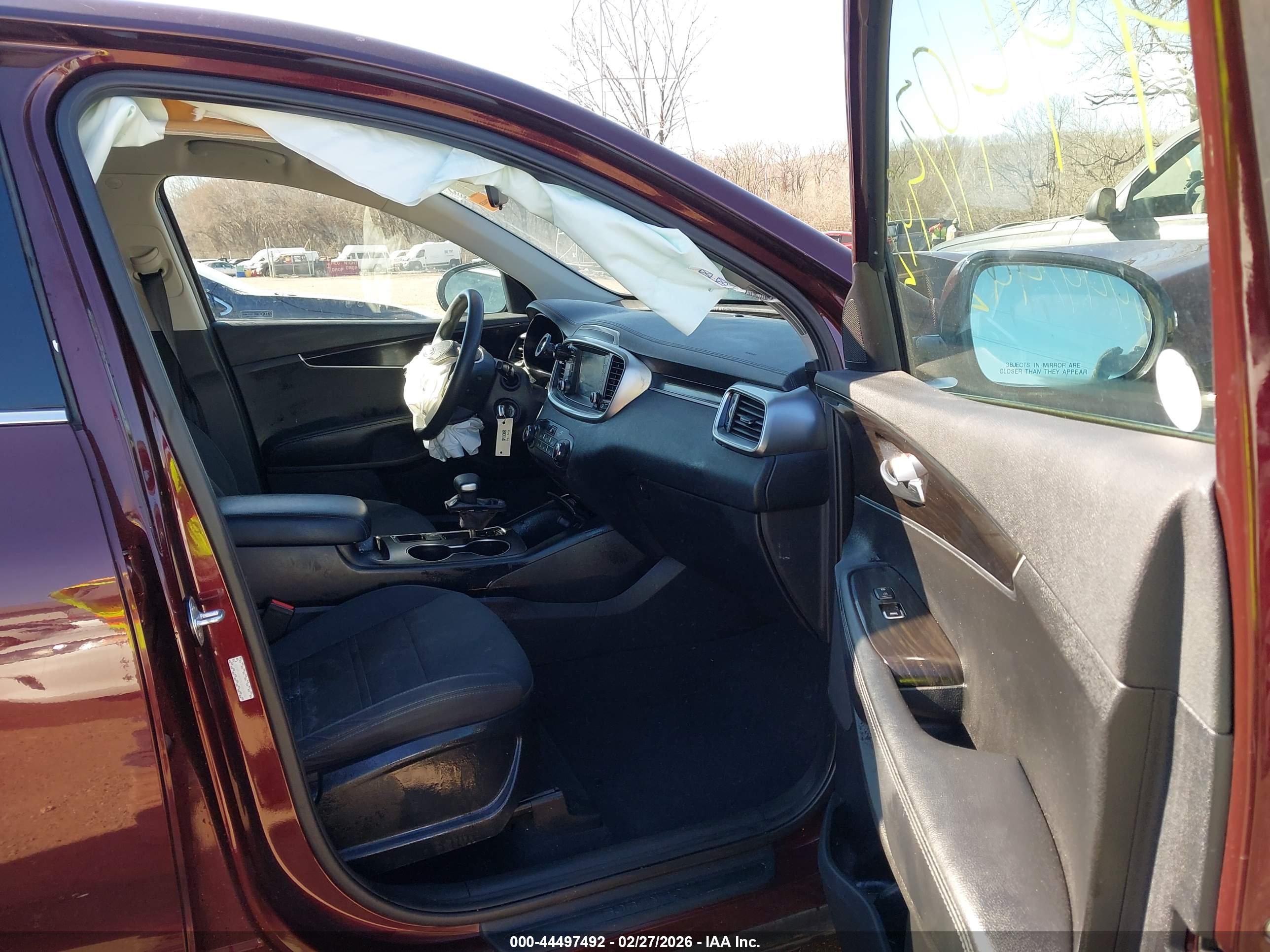 KIA SORENTO image 5