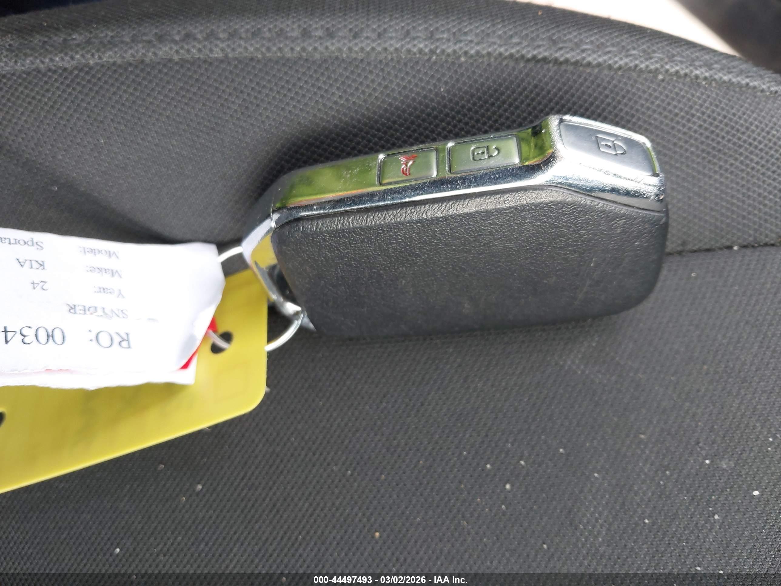 KIA SPORTAGE image 11