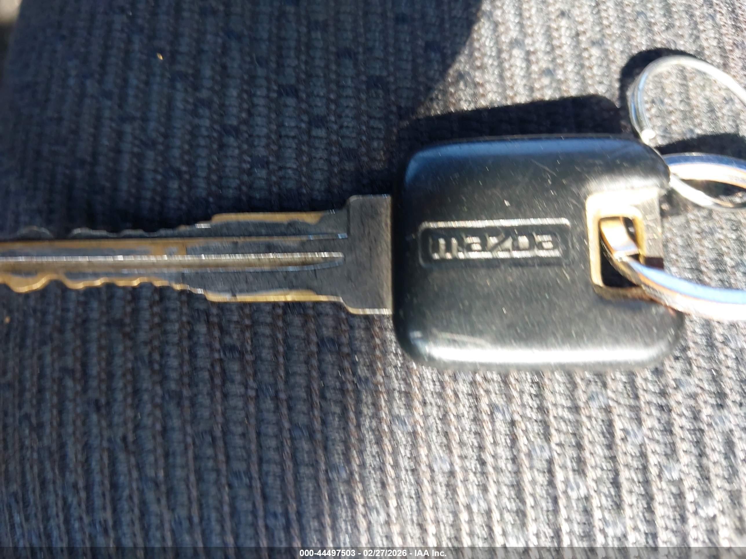 MAZDA MX-5 image 11