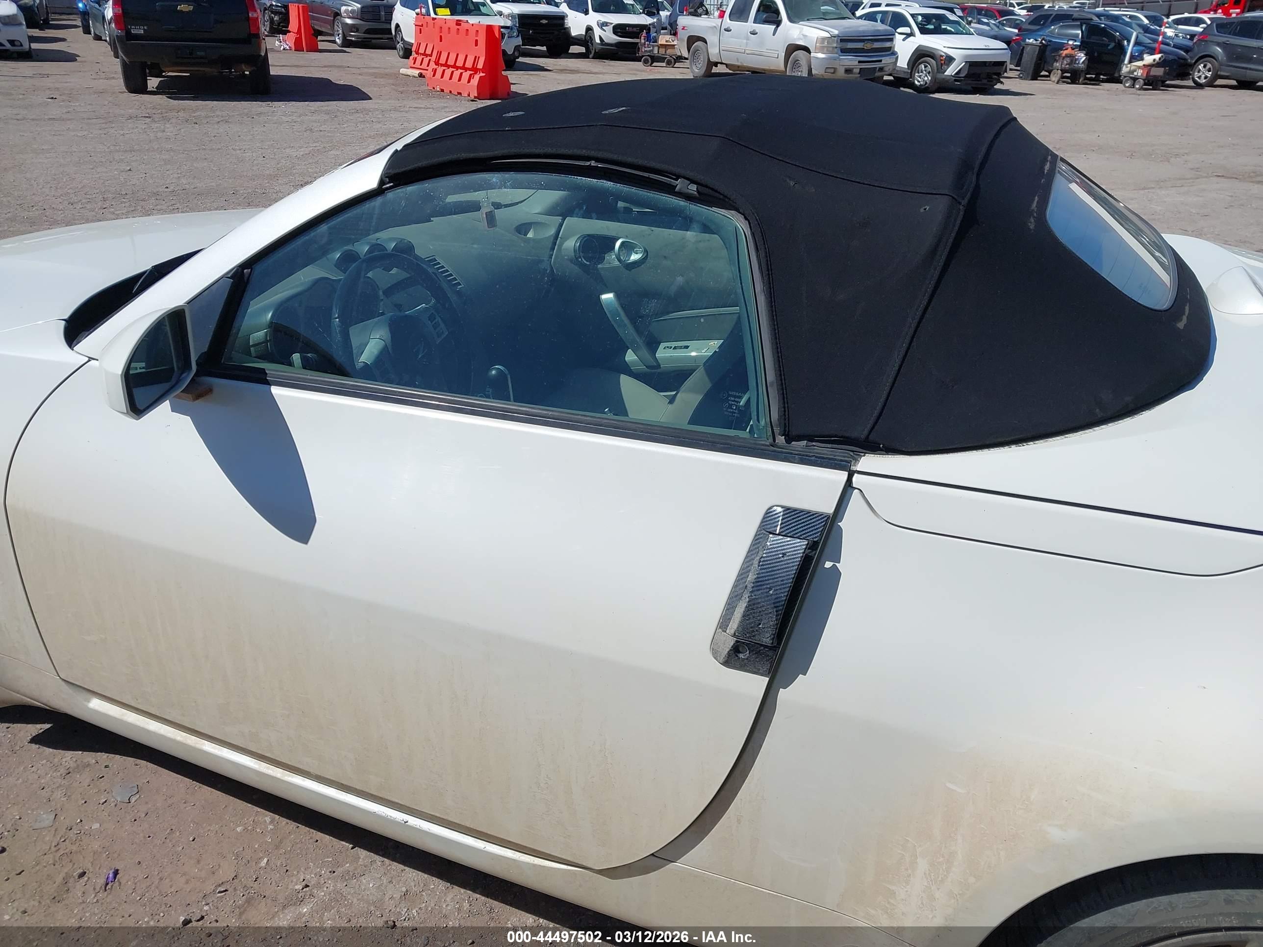 NISSAN 350Z image 6