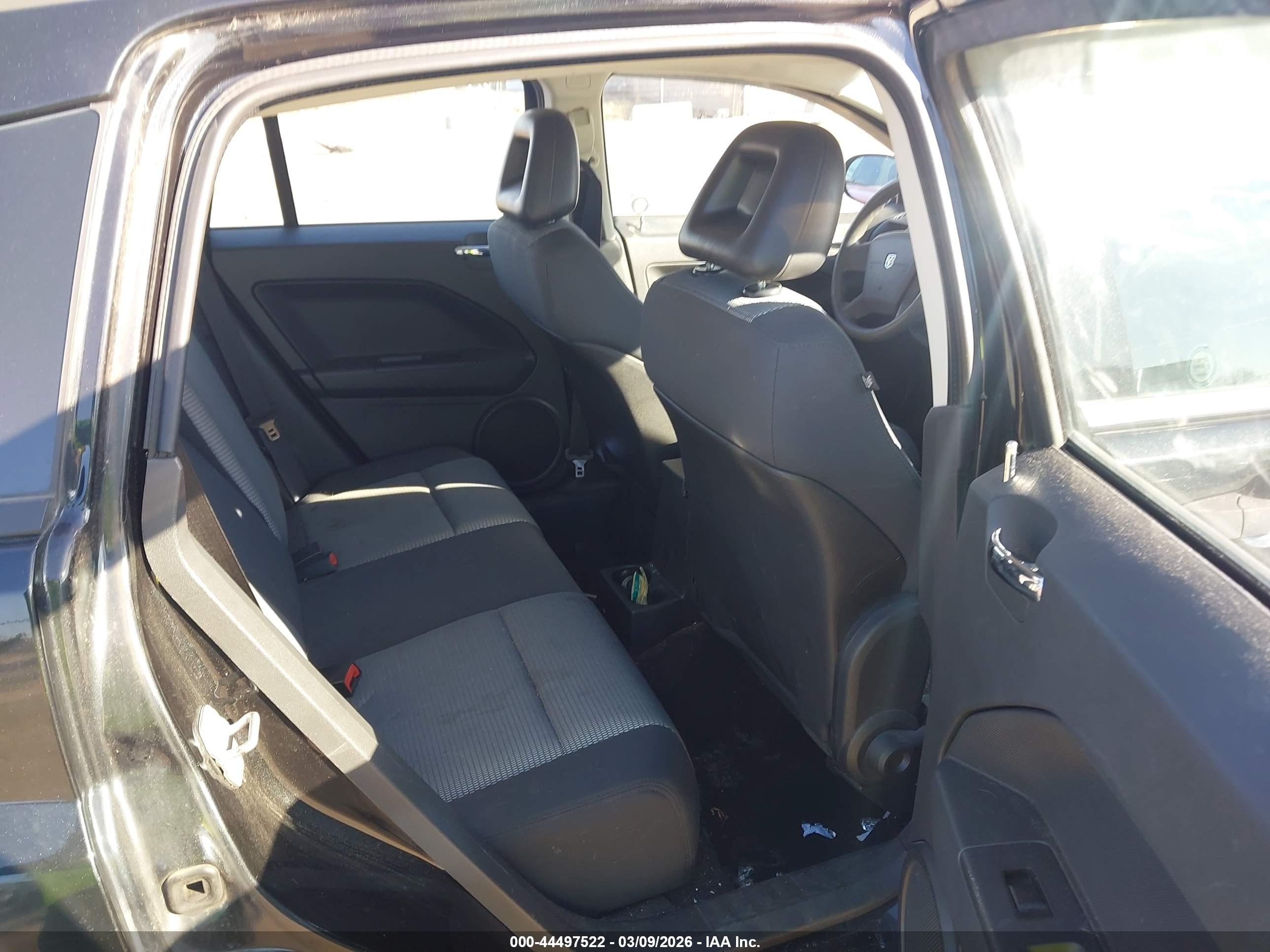 DODGE CALIBER image 8