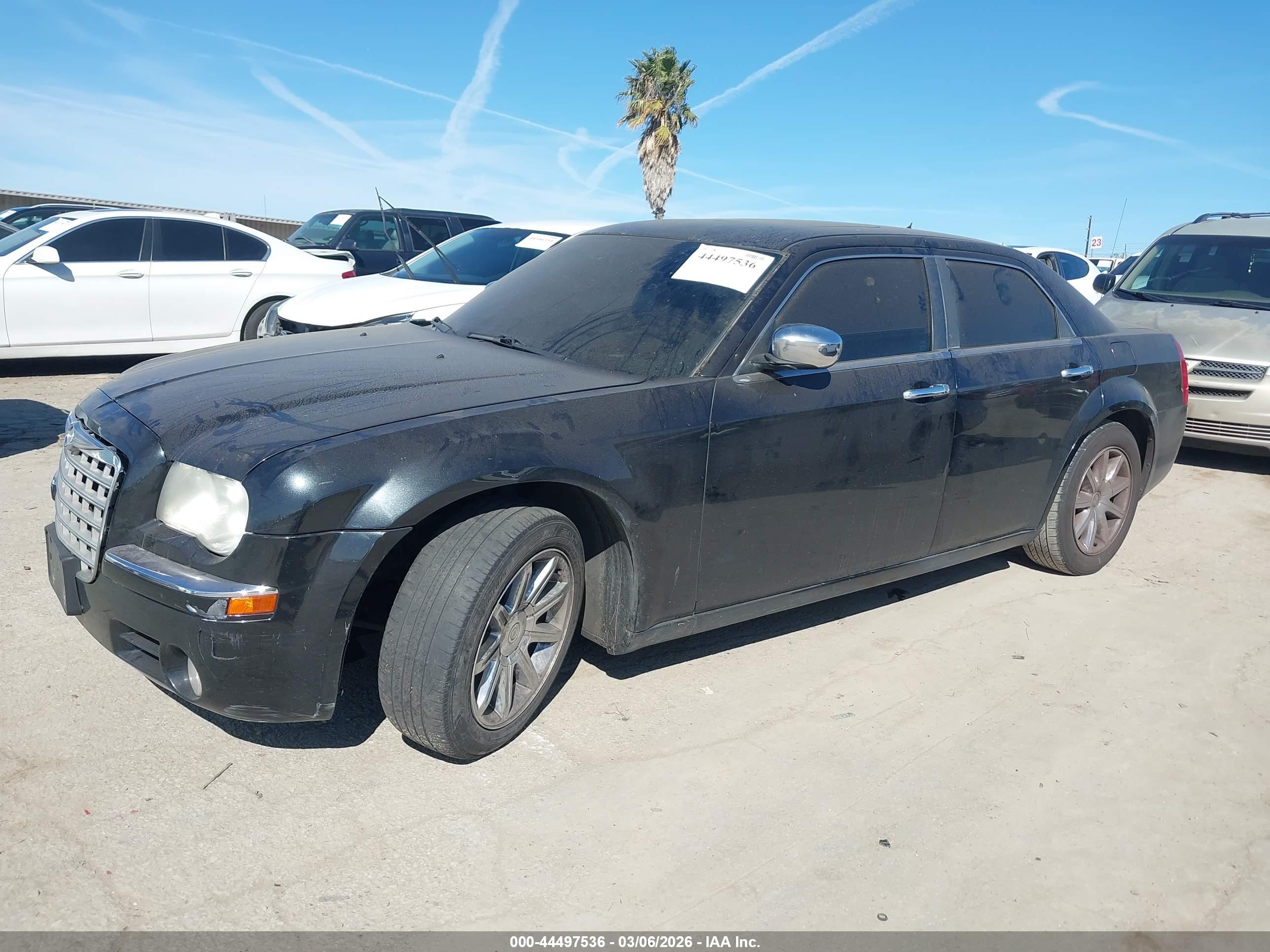 CHRYSLER 300C image 2