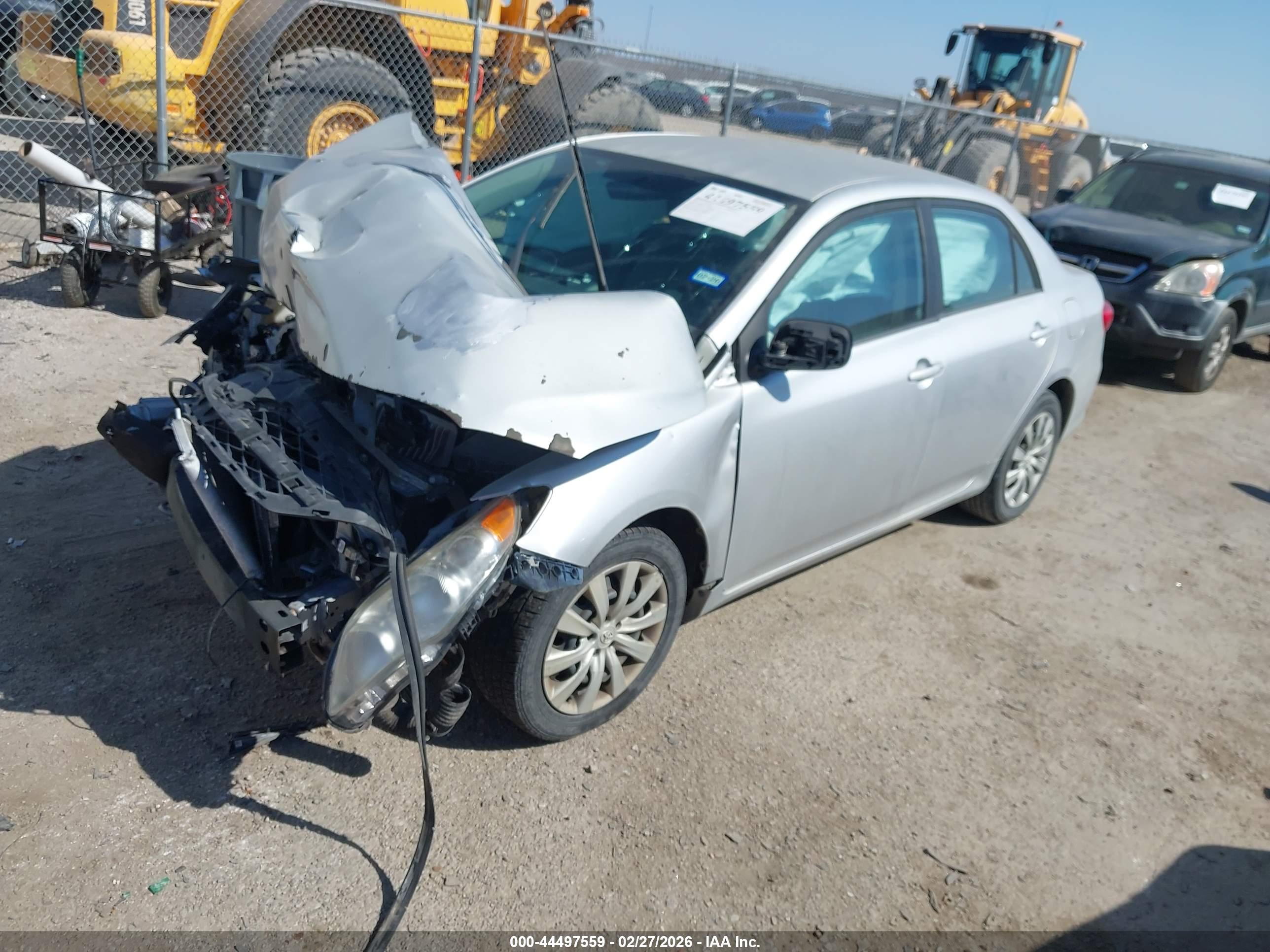 TOYOTA COROLLA image 2