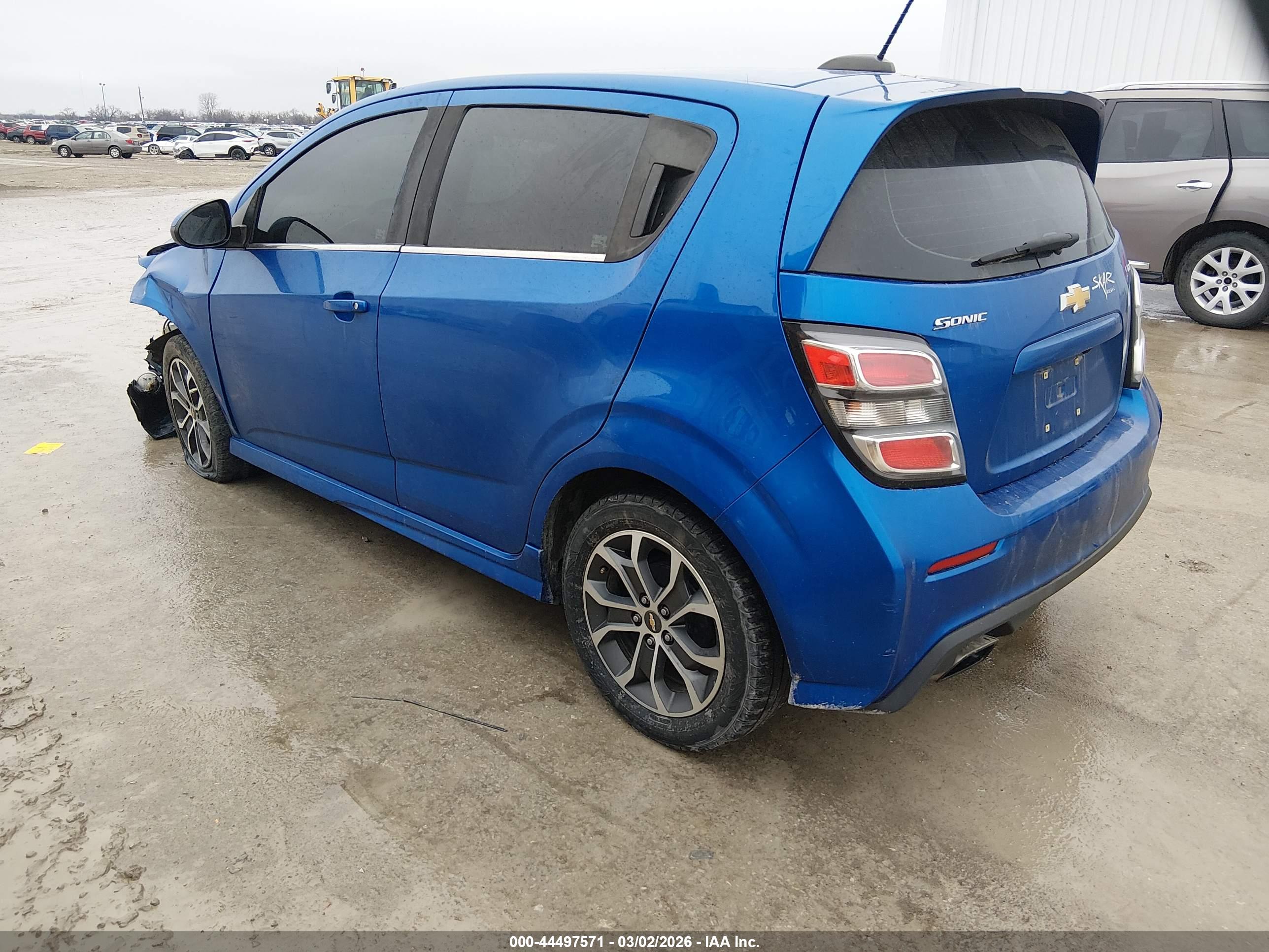 CHEVROLET SONIC image 3