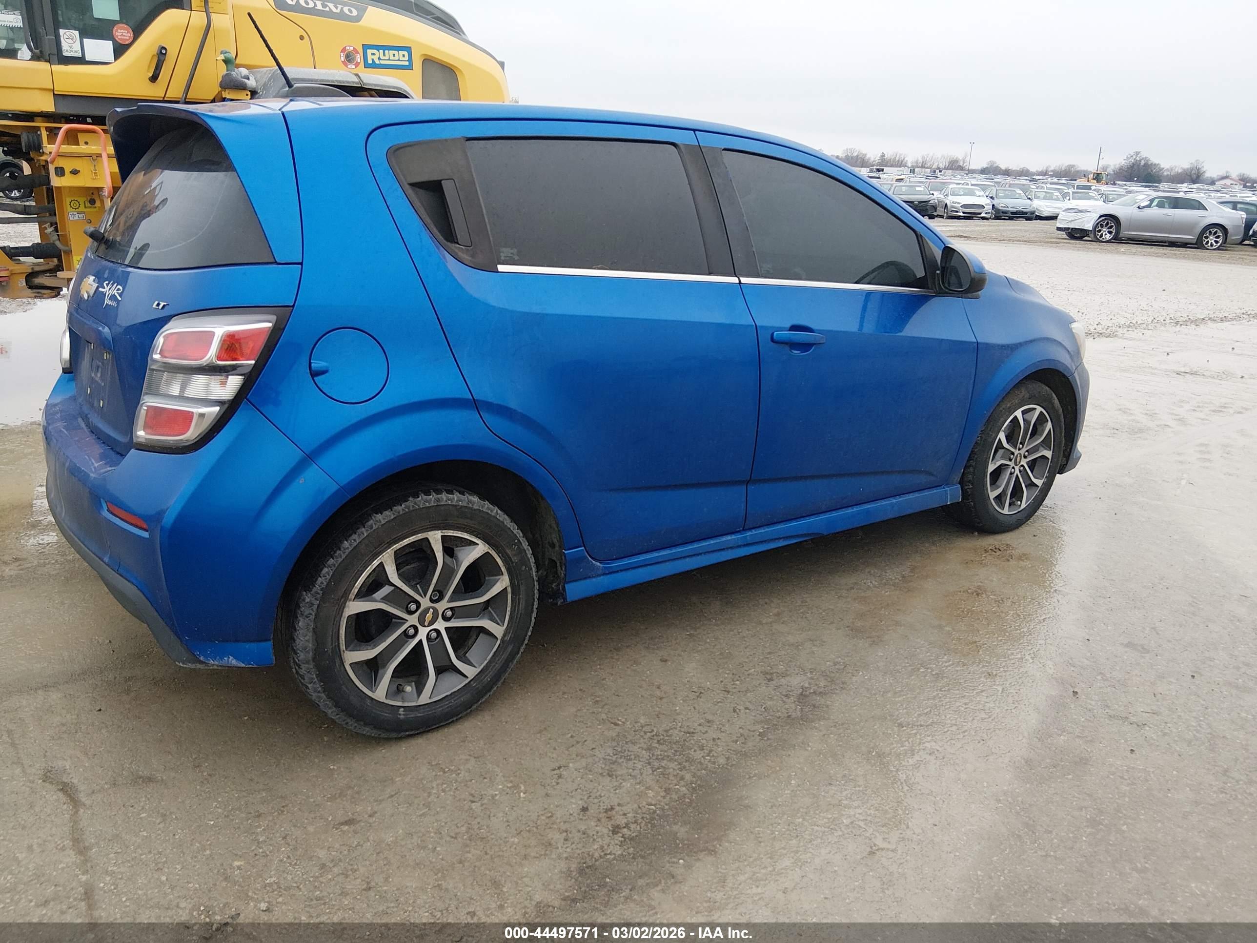 CHEVROLET SONIC image 4