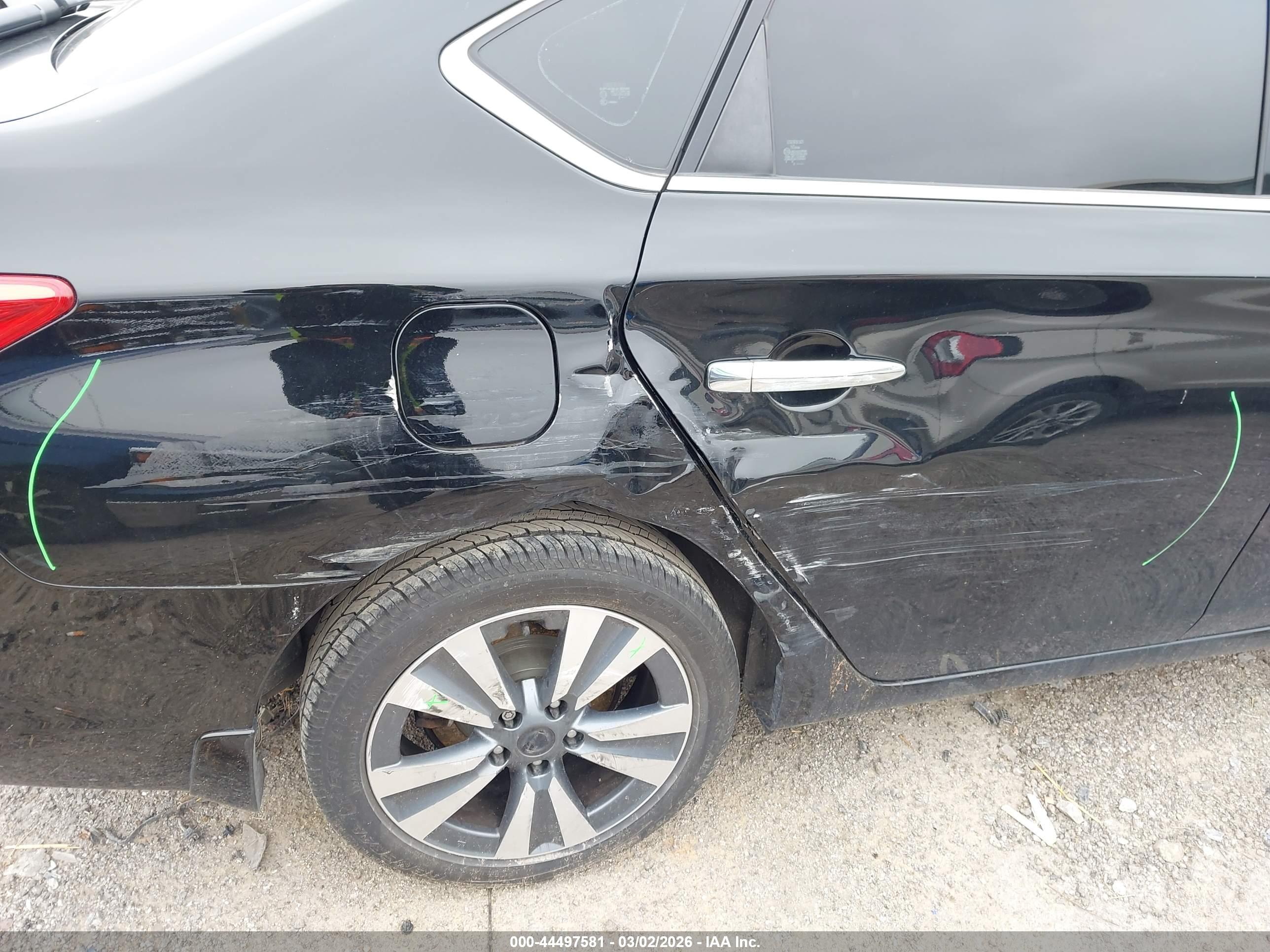NISSAN SENTRA image 6
