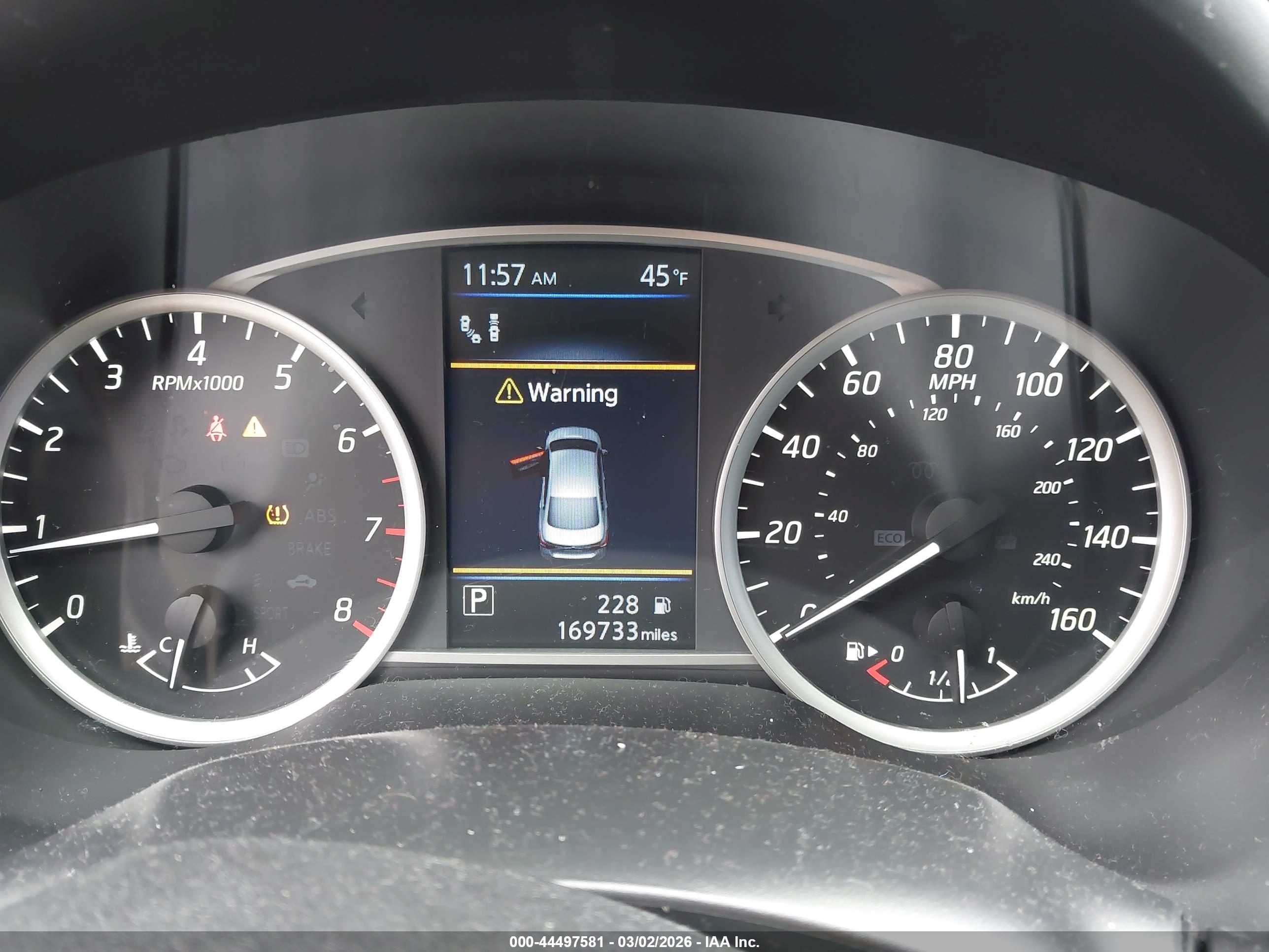NISSAN SENTRA image 7