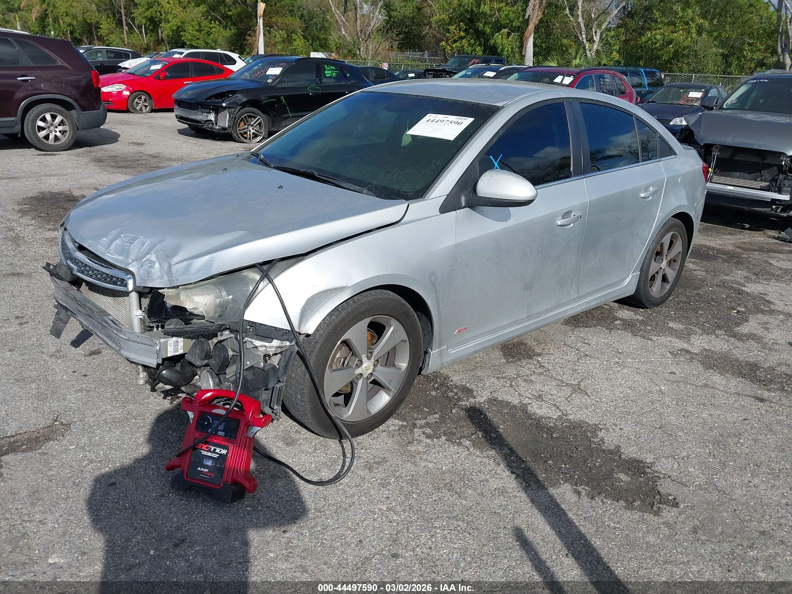 CHEVROLET CRUZE image 2