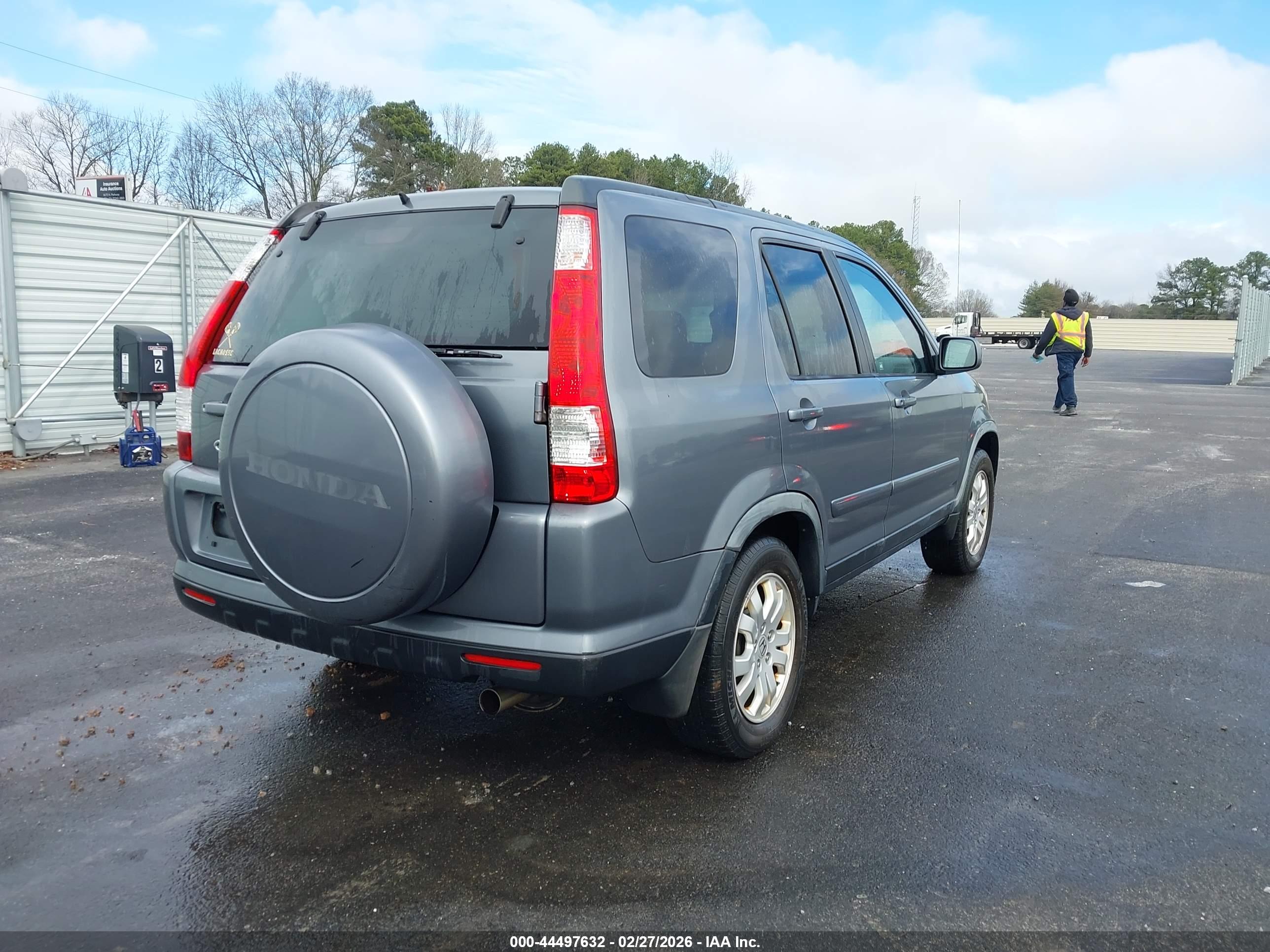 HONDA CR-V image 4