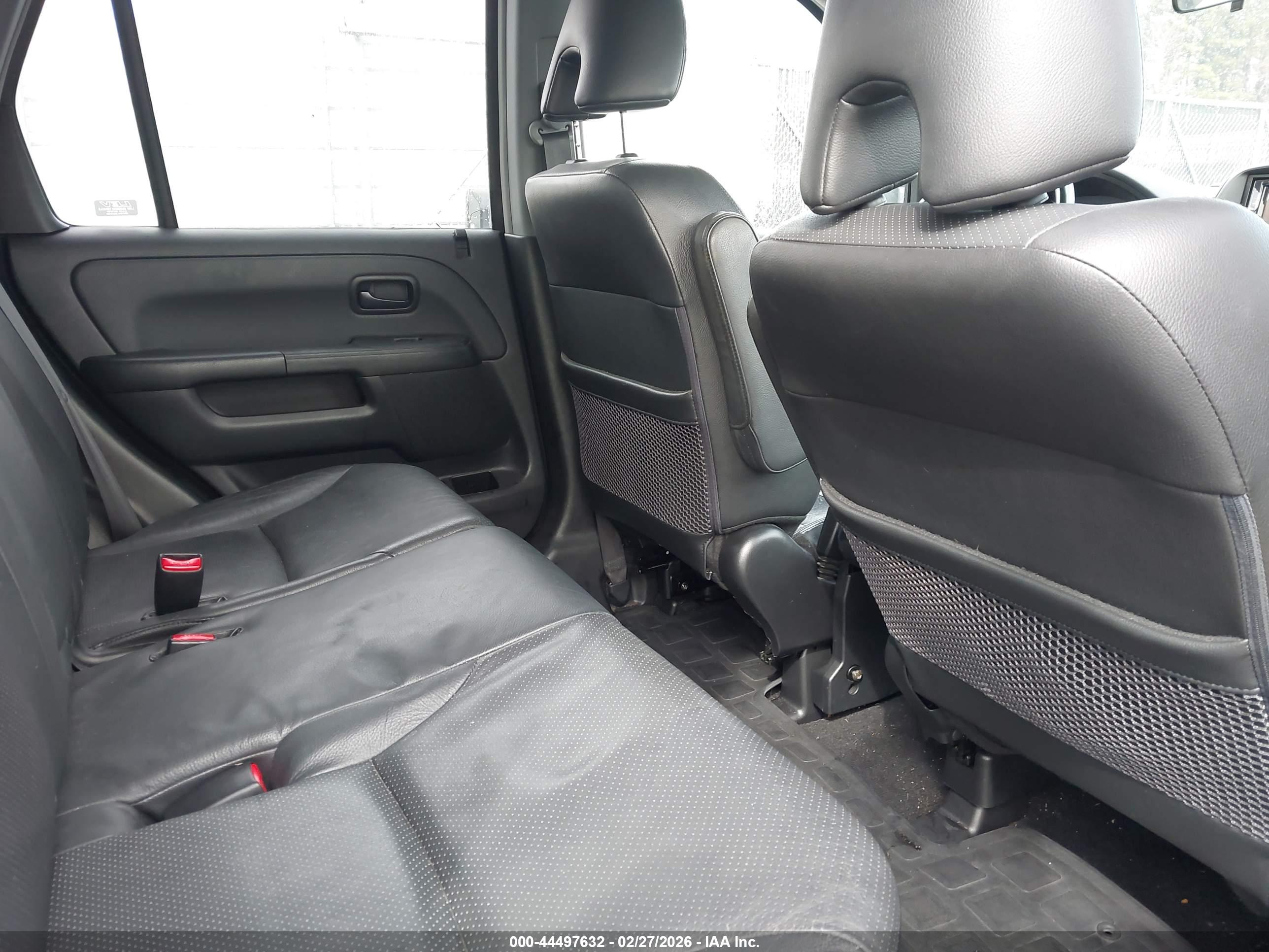 HONDA CR-V image 8