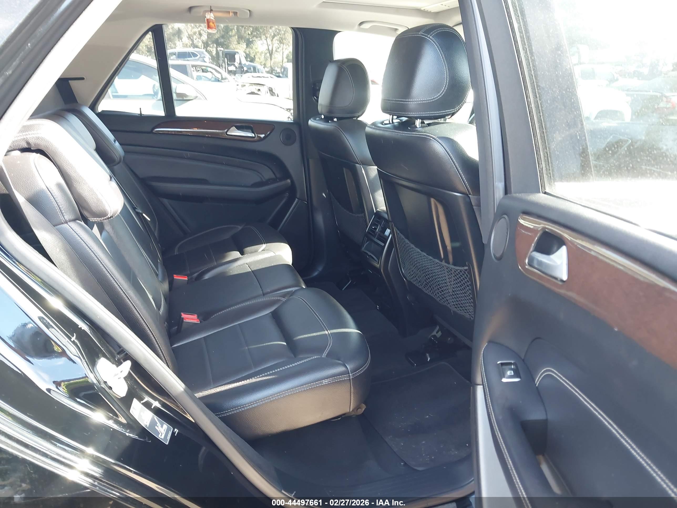 MERCEDES-BENZ ML image 8