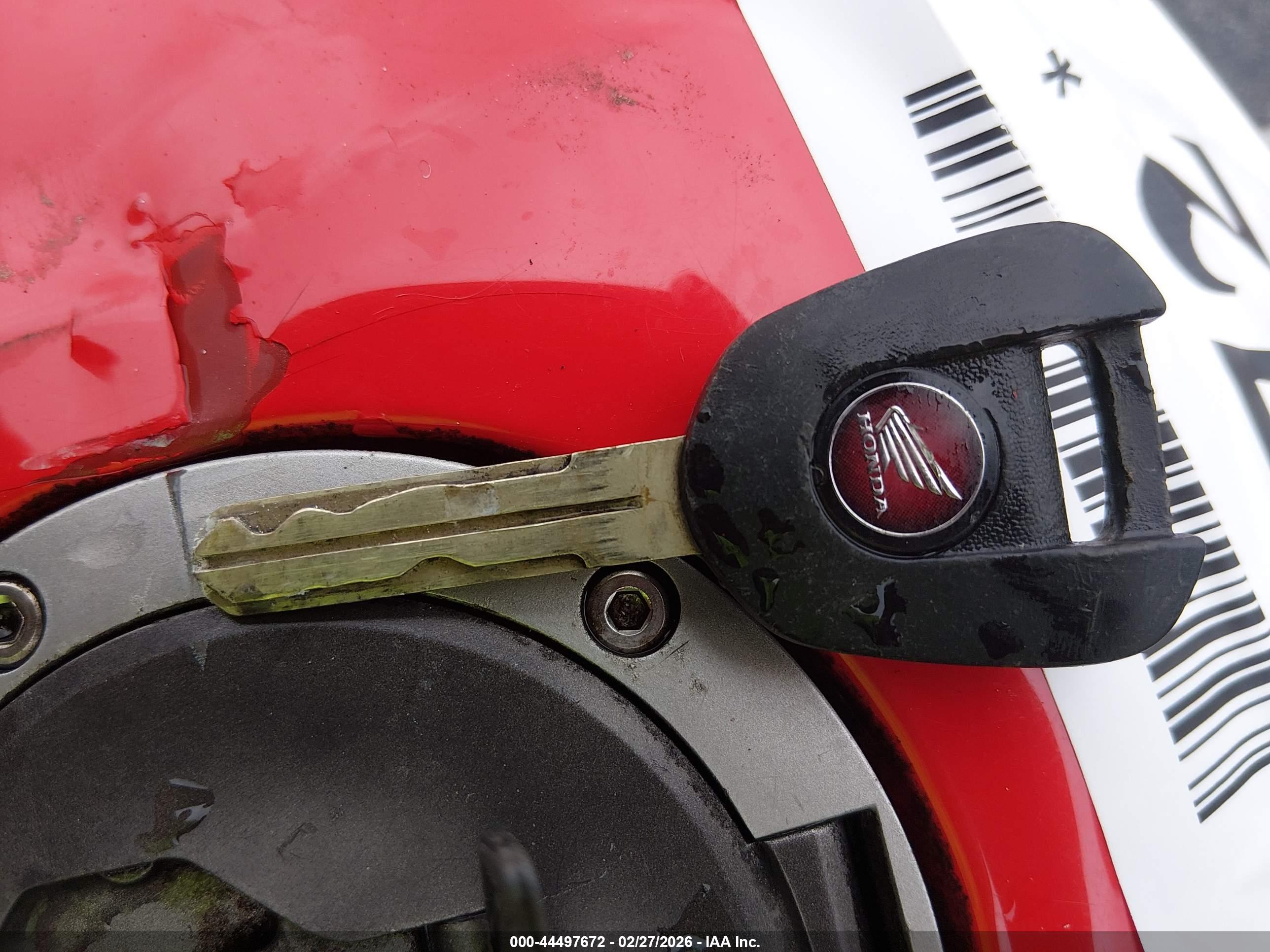 HONDA CBR500 image 11