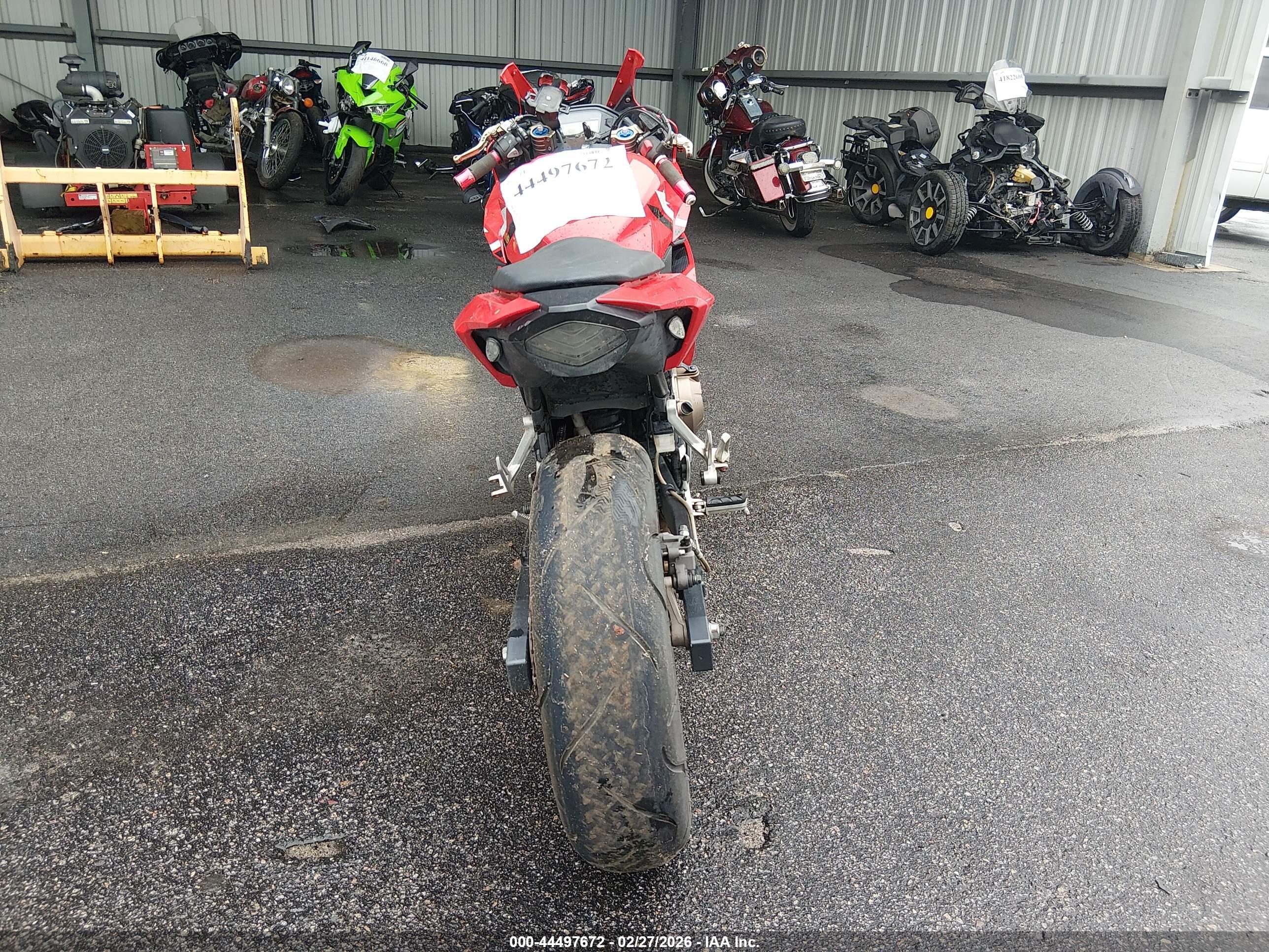 HONDA CBR500 image 6