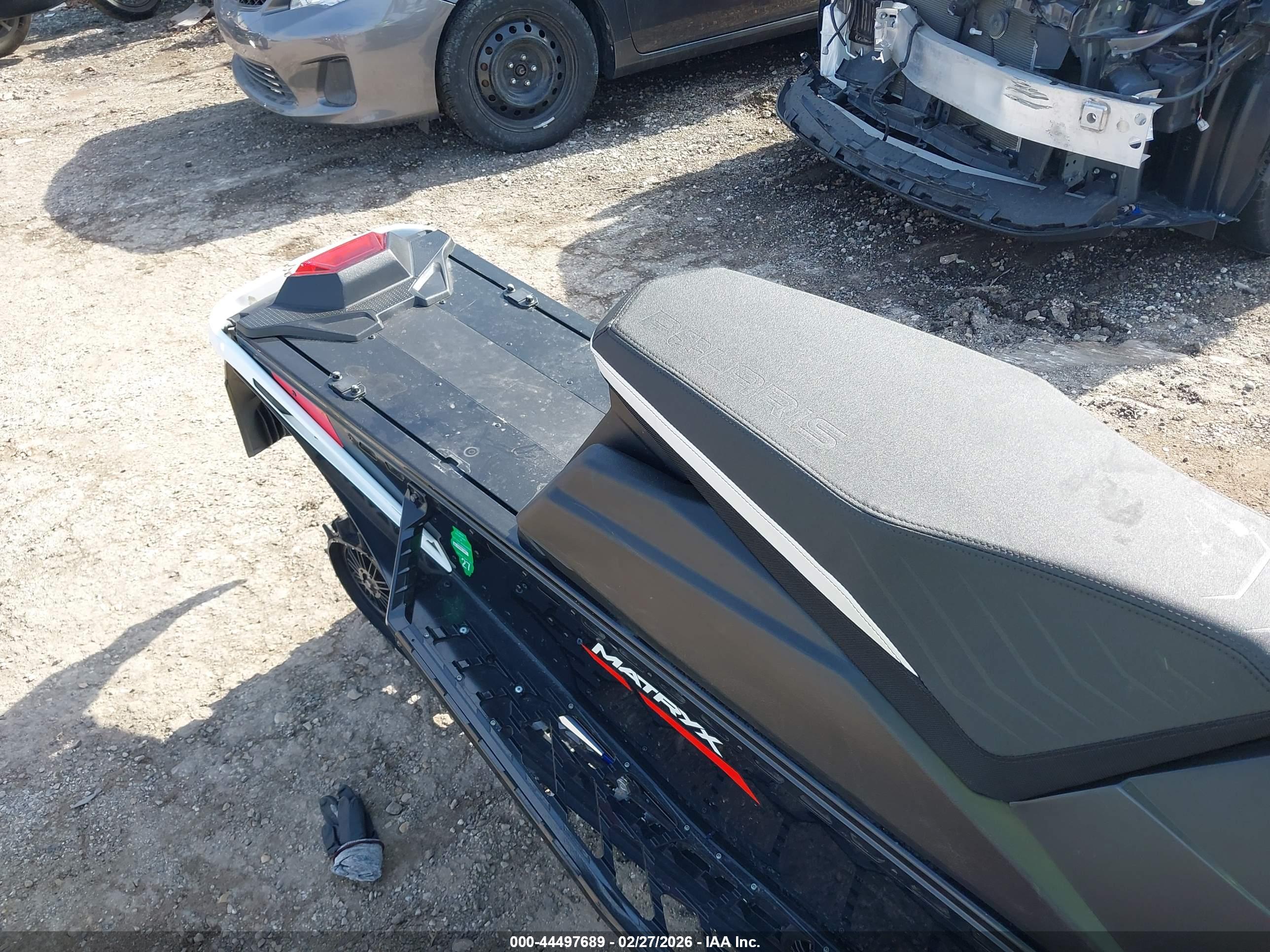 POLARIS 850 image 8