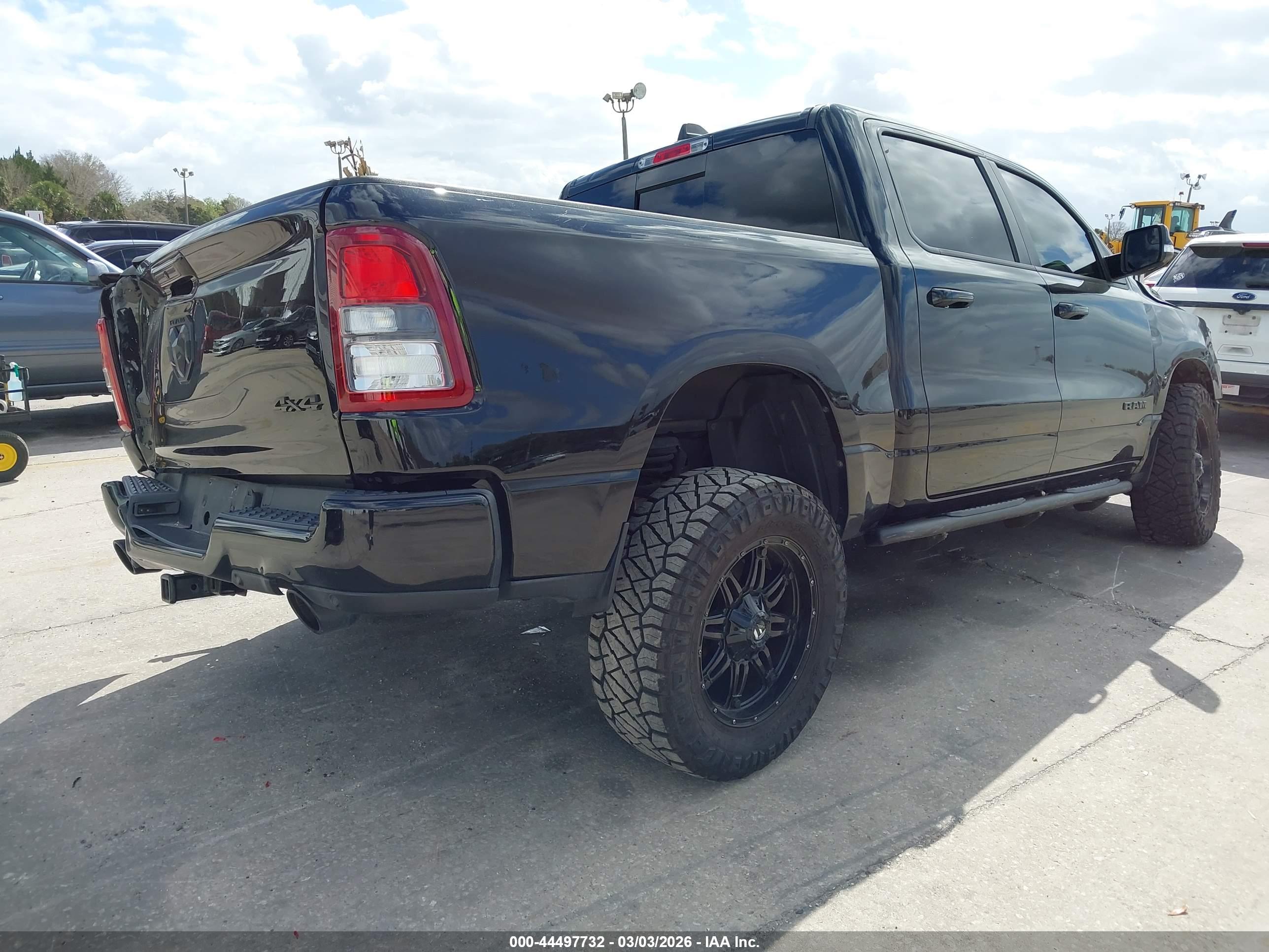 RAM 1500 image 4