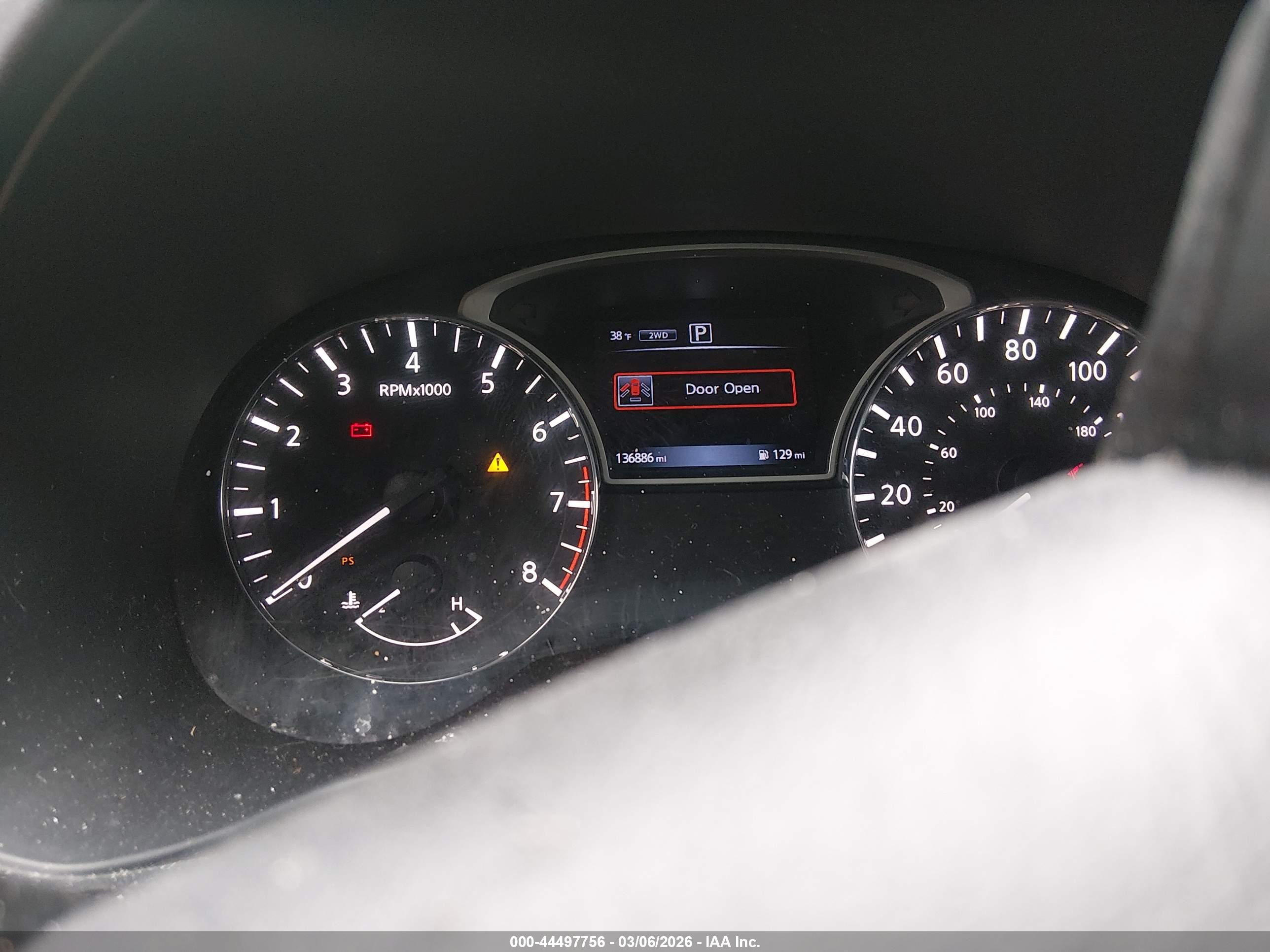 NISSAN PATHFINDER image 7