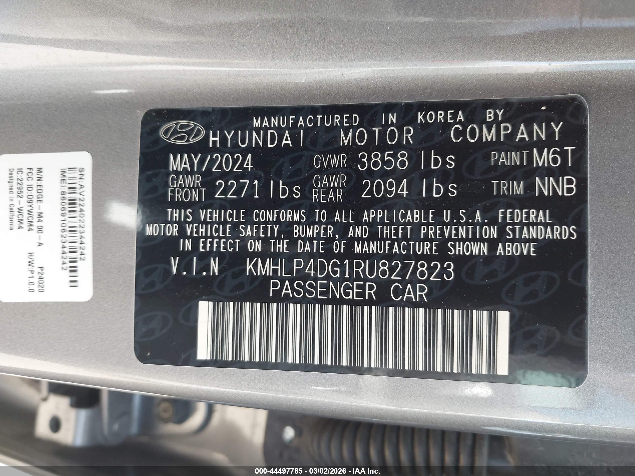 HYUNDAI ELANTRA image 9