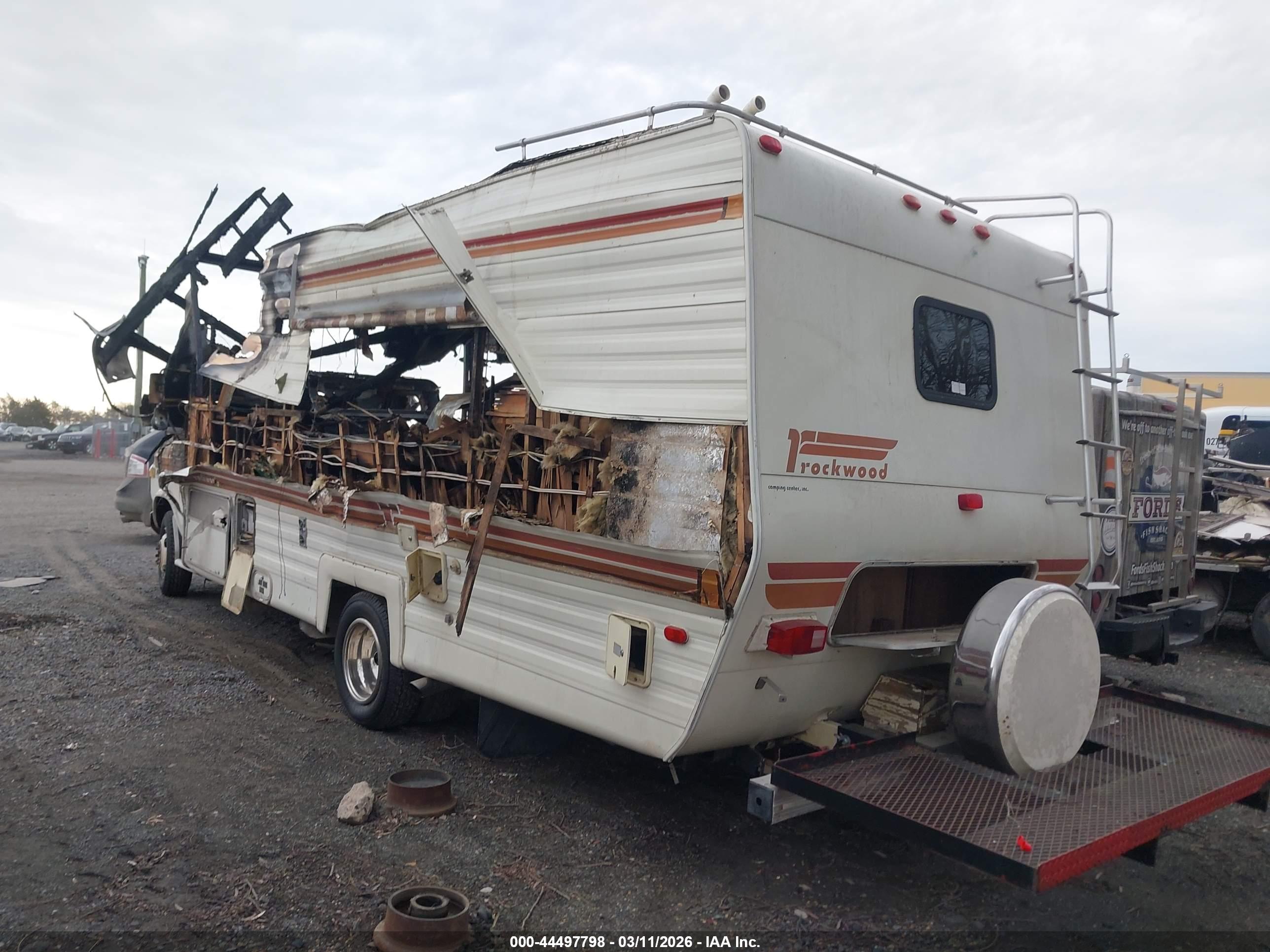 CHEVROLET G30 image 3