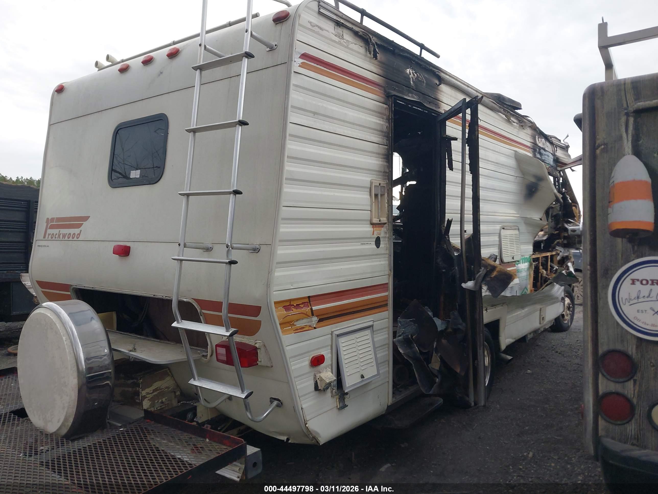 CHEVROLET G30 image 4