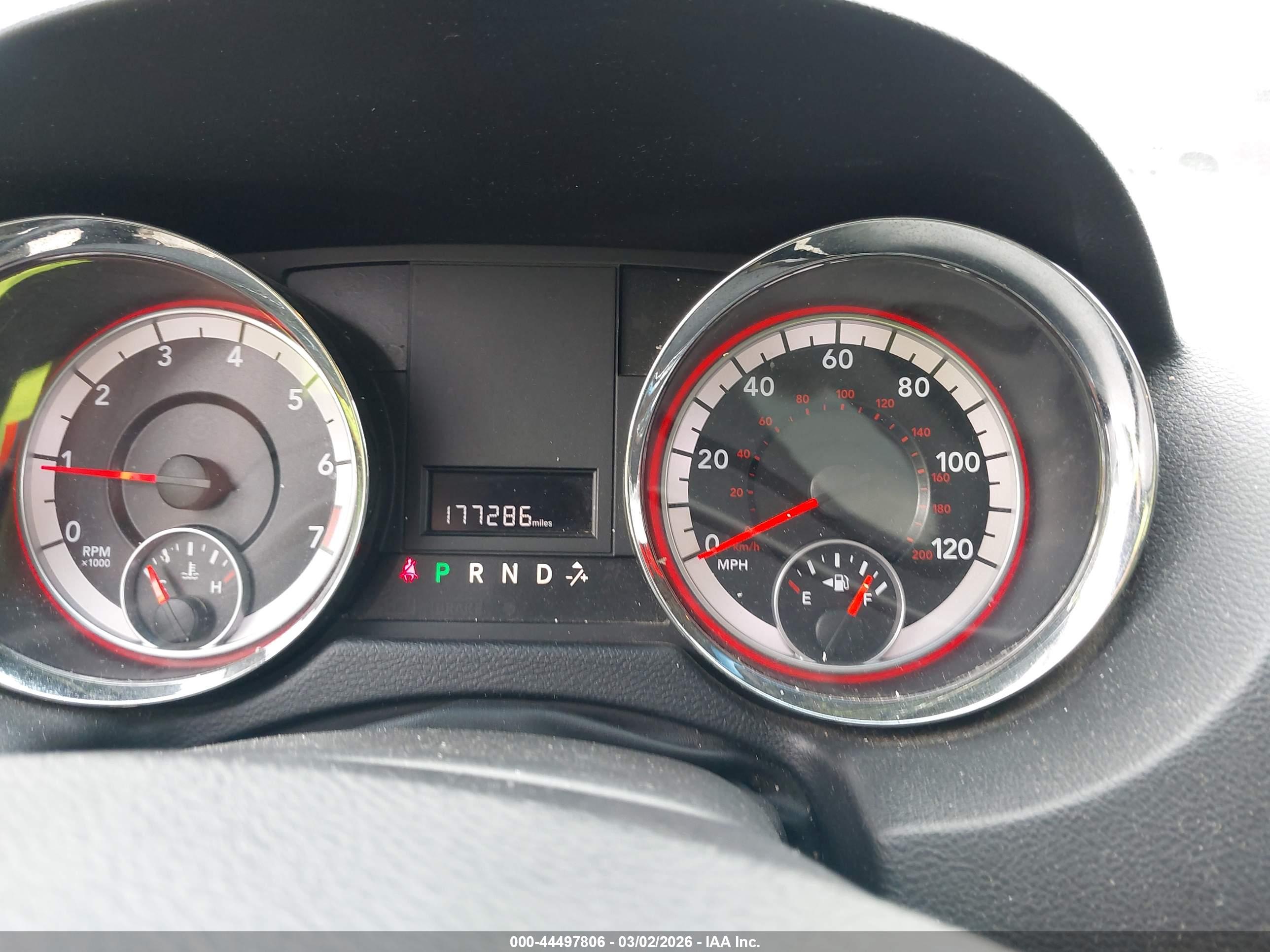 DODGE GRAND image 7