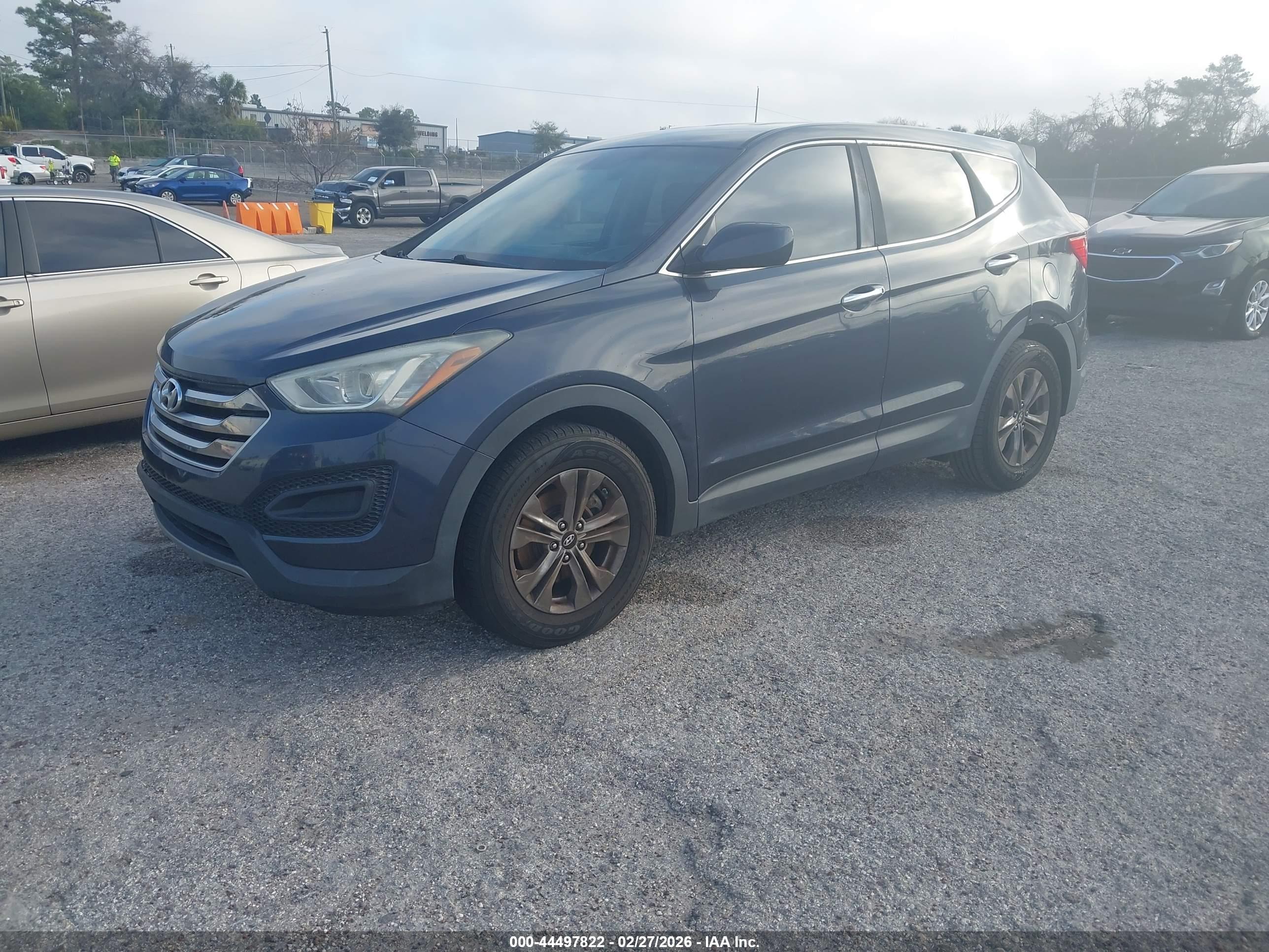 HYUNDAI SANTA image 2