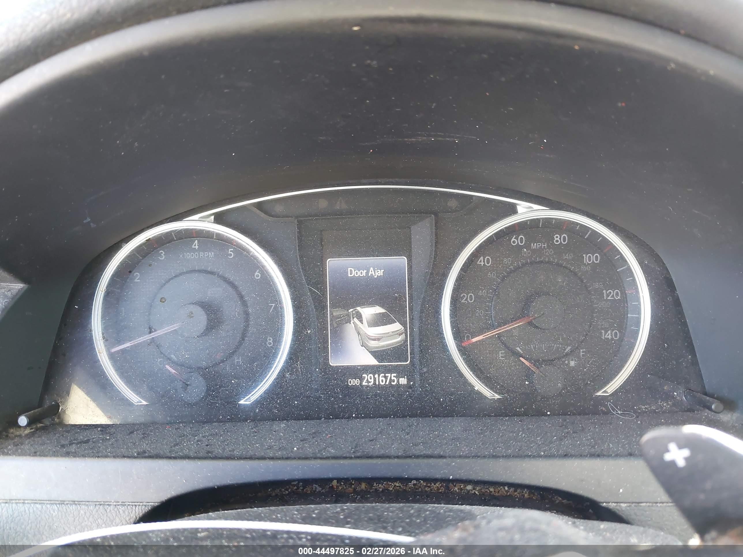 TOYOTA CAMRY image 7