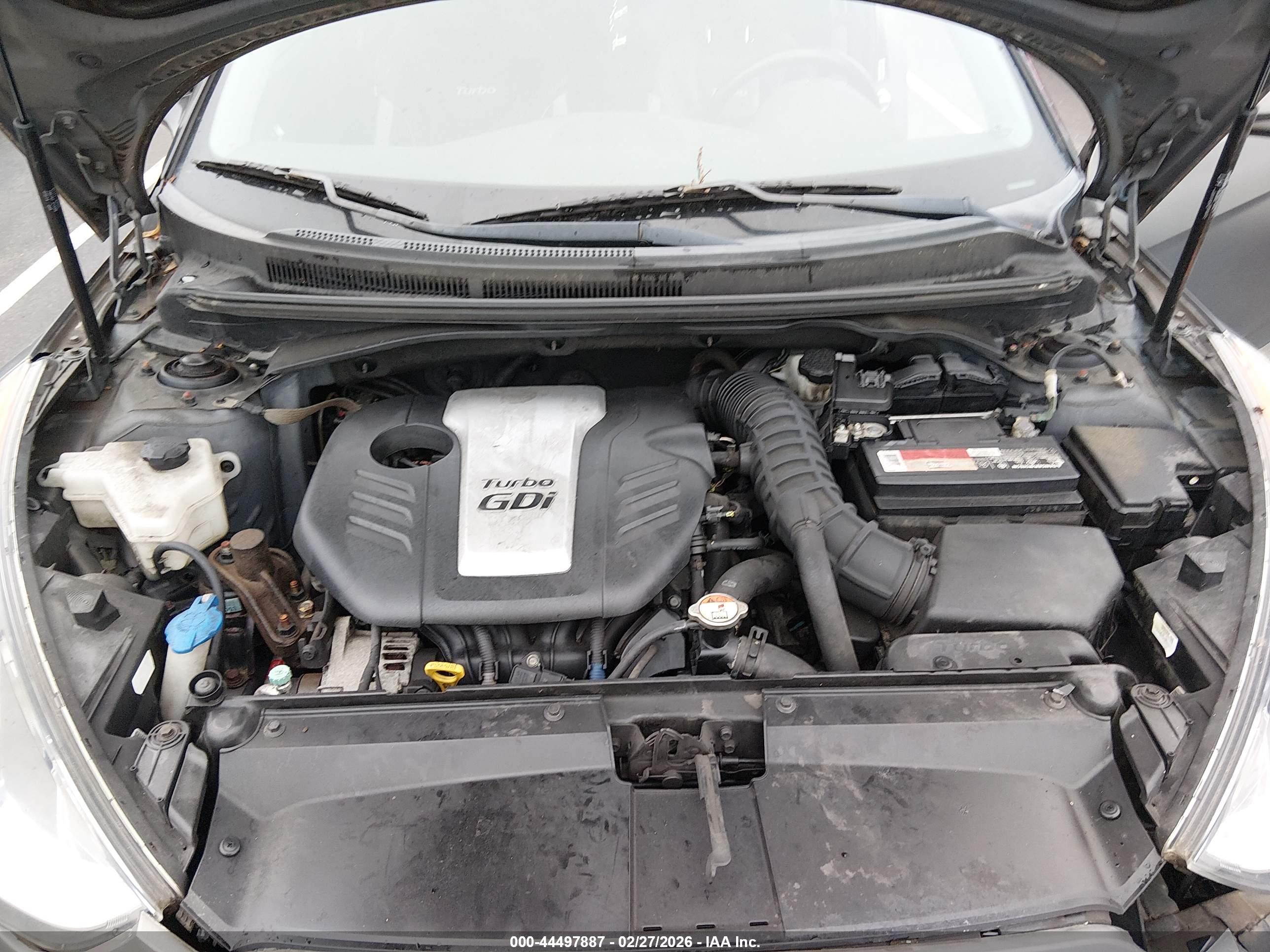 HYUNDAI VELOSTER image 10