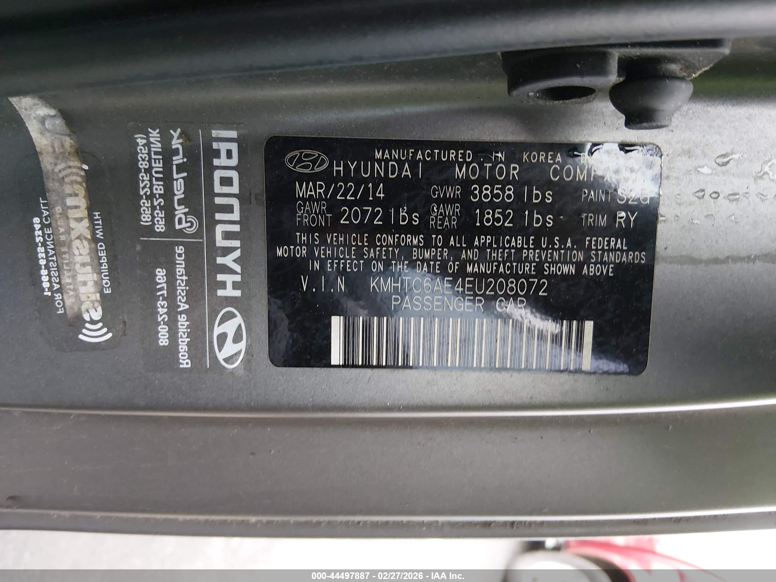 HYUNDAI VELOSTER image 9