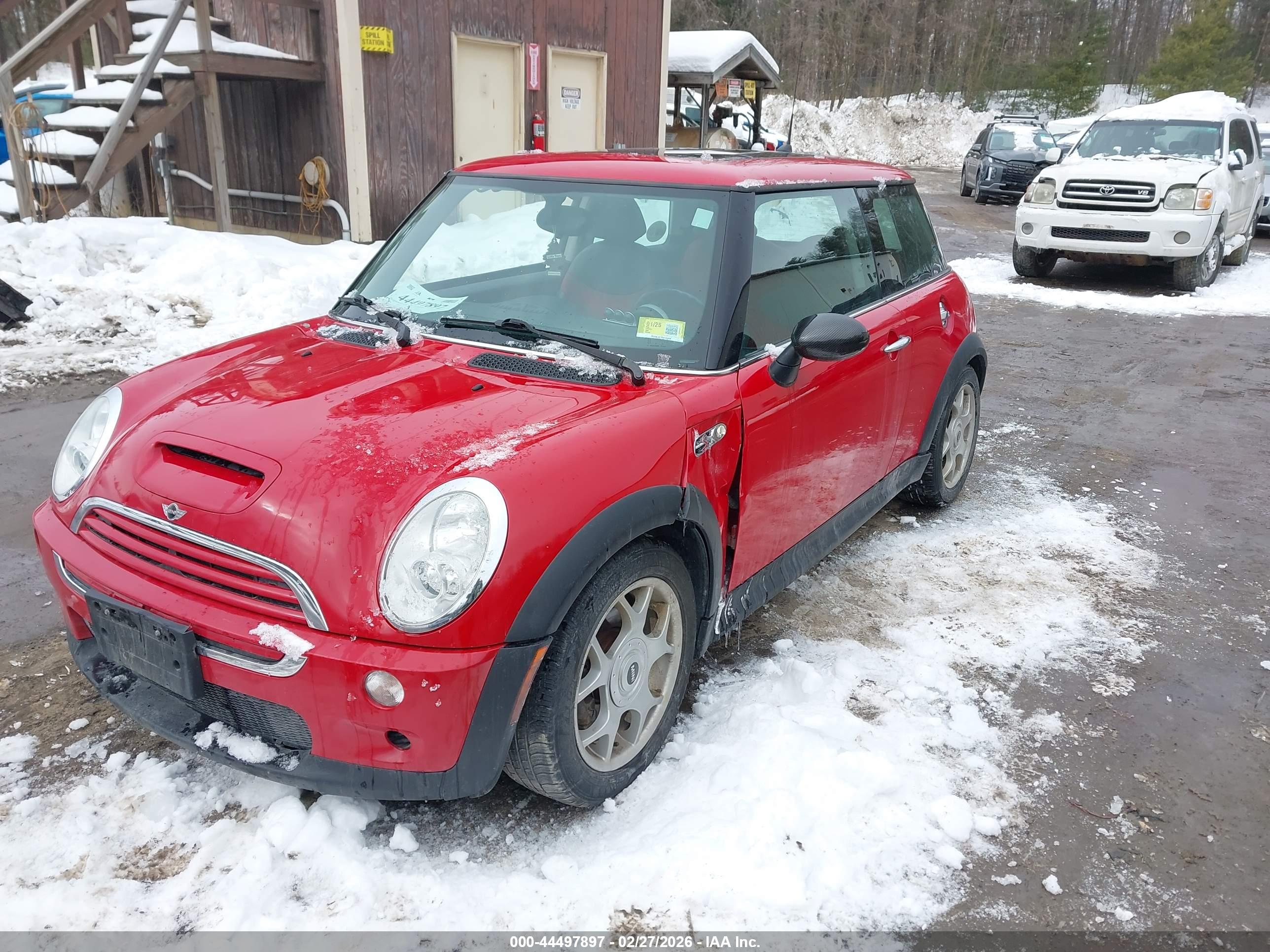 MINI COOPER image 2