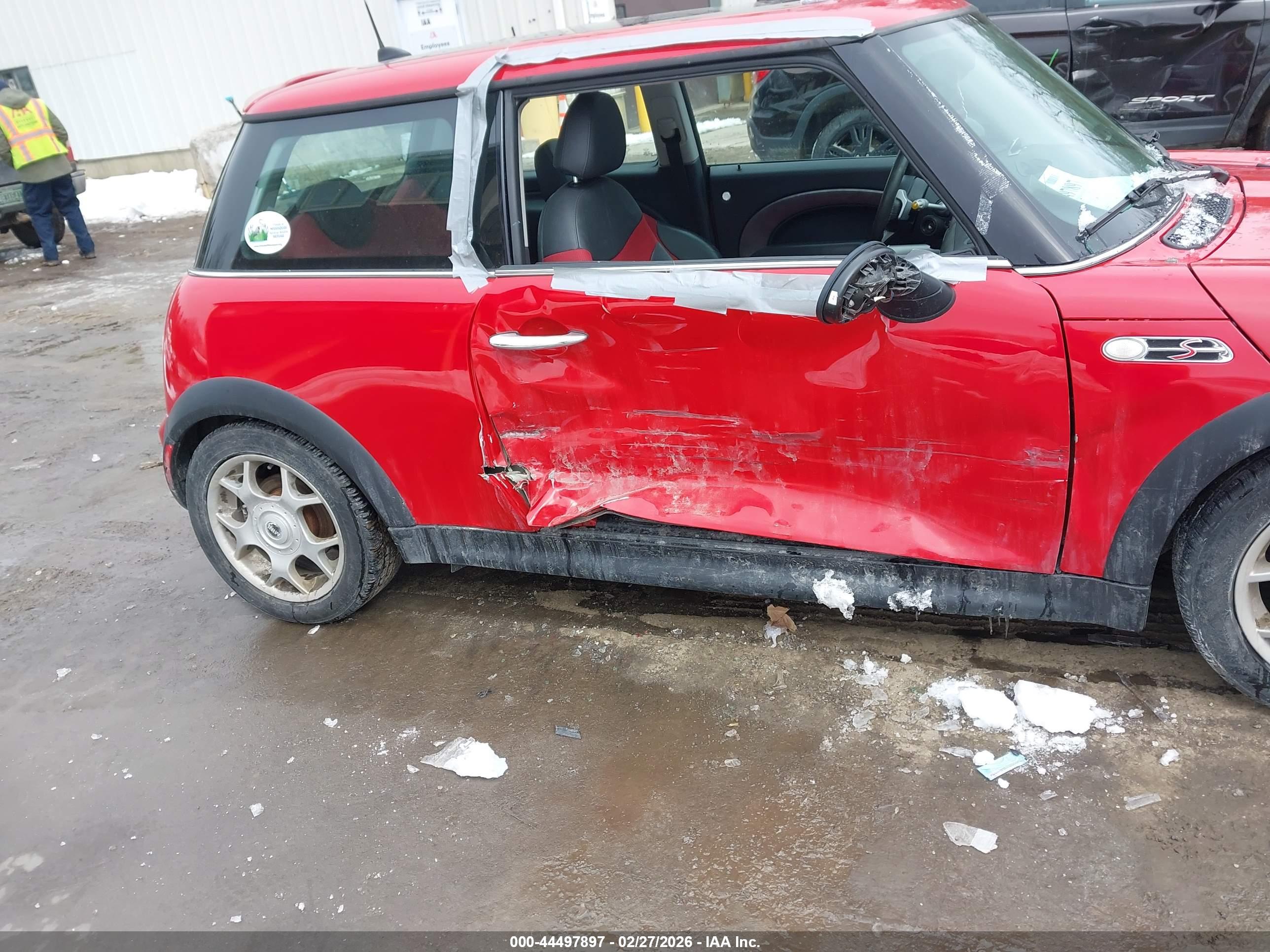 MINI COOPER image 6