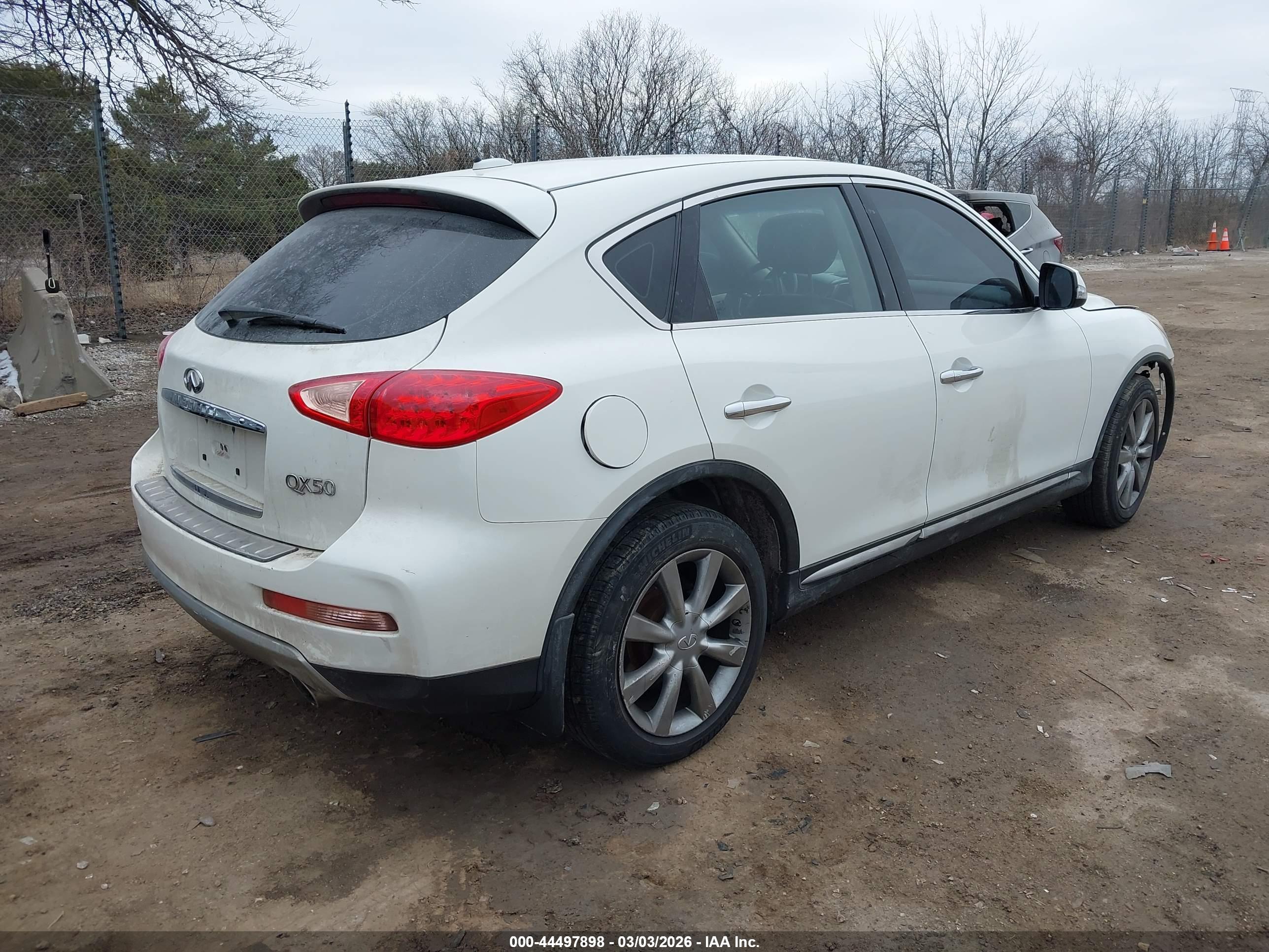 INFINITI QX50 image 4