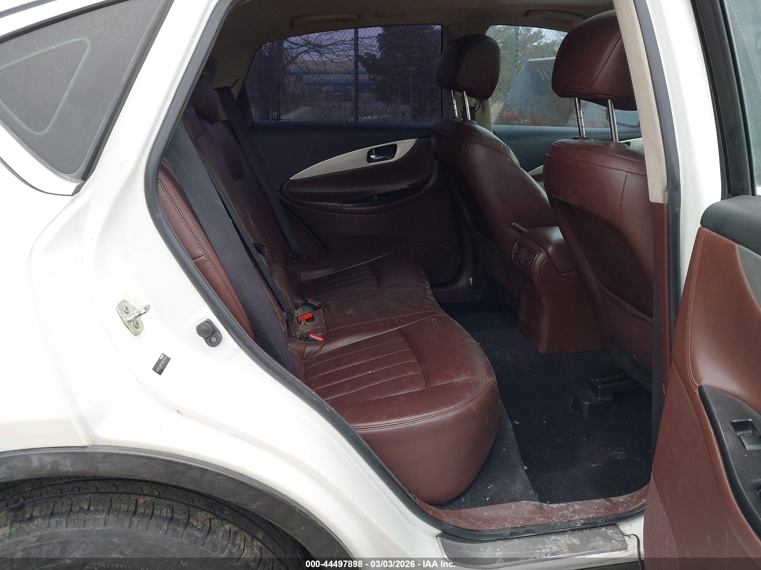 INFINITI QX50 image 8