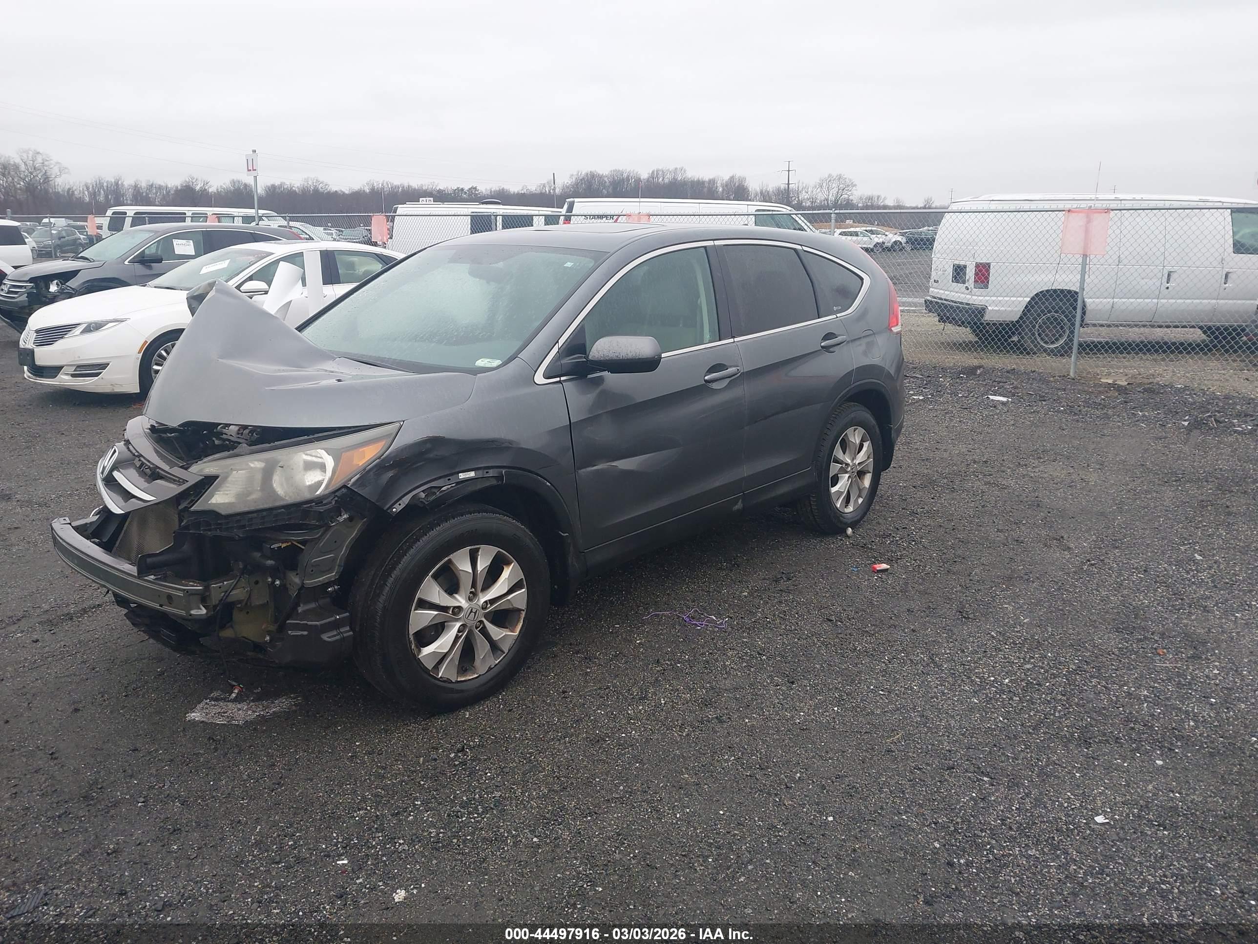 HONDA CR-V image 2