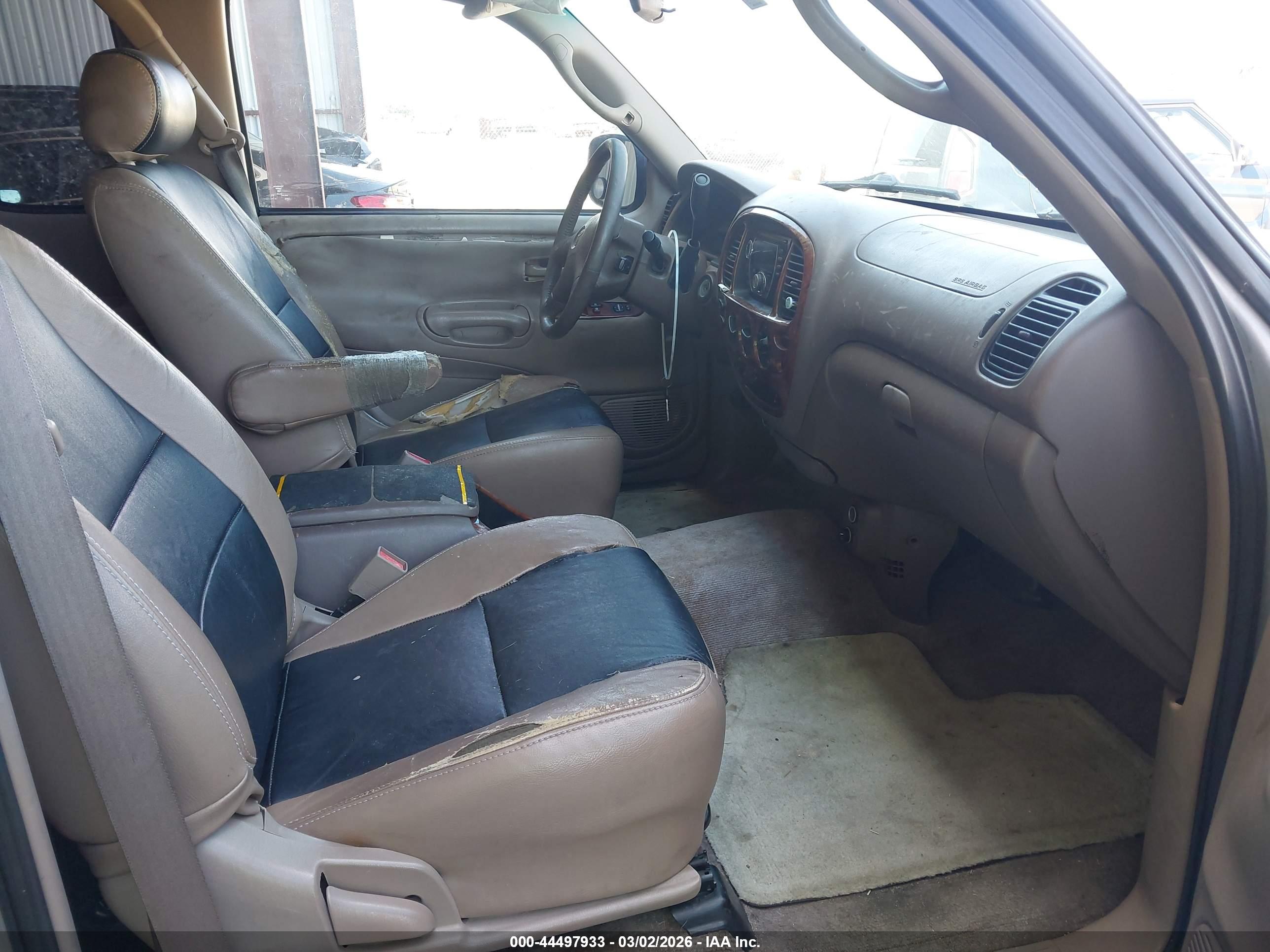 TOYOTA TUNDRA image 5