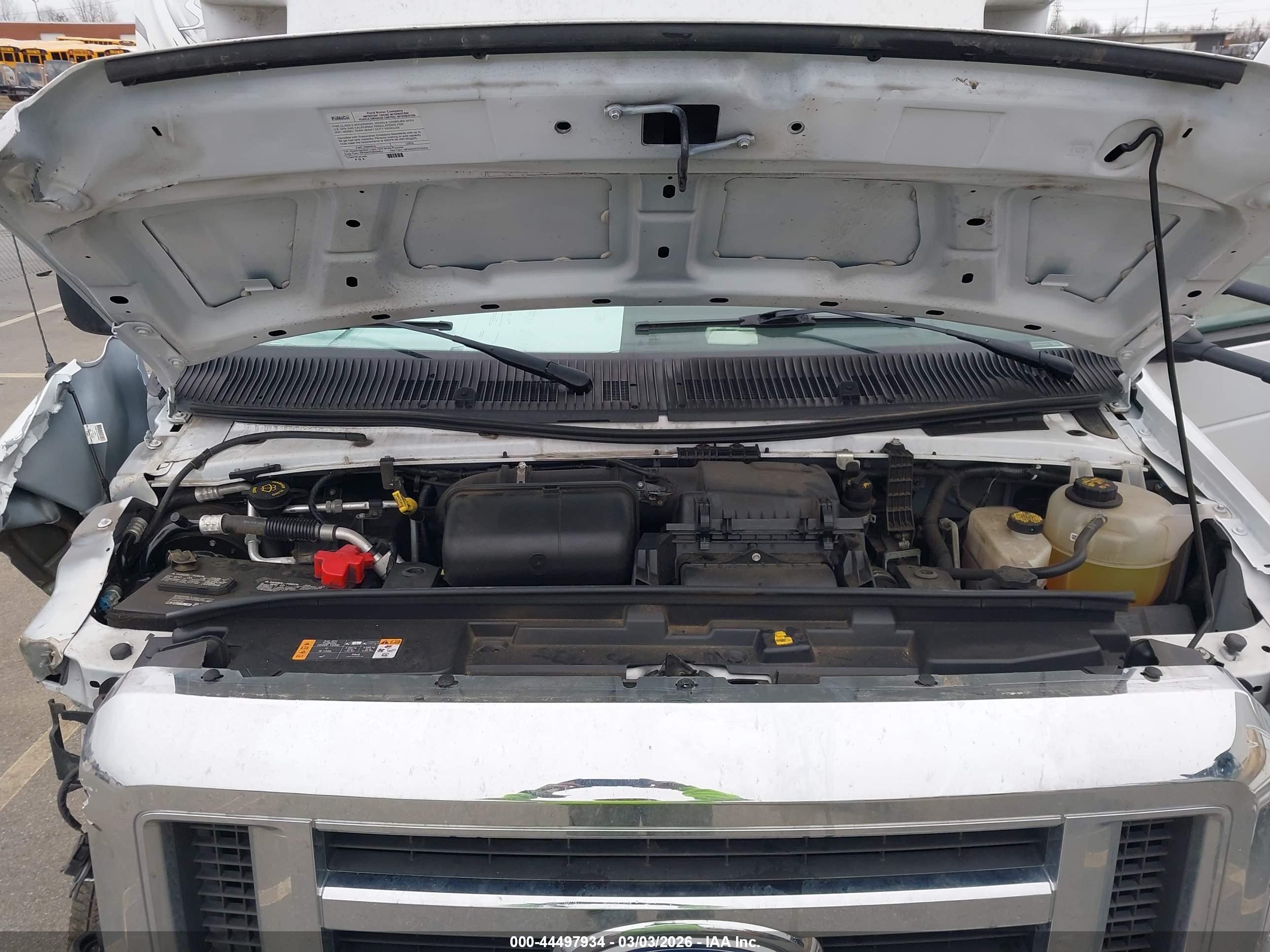 FORD E-350 image 10