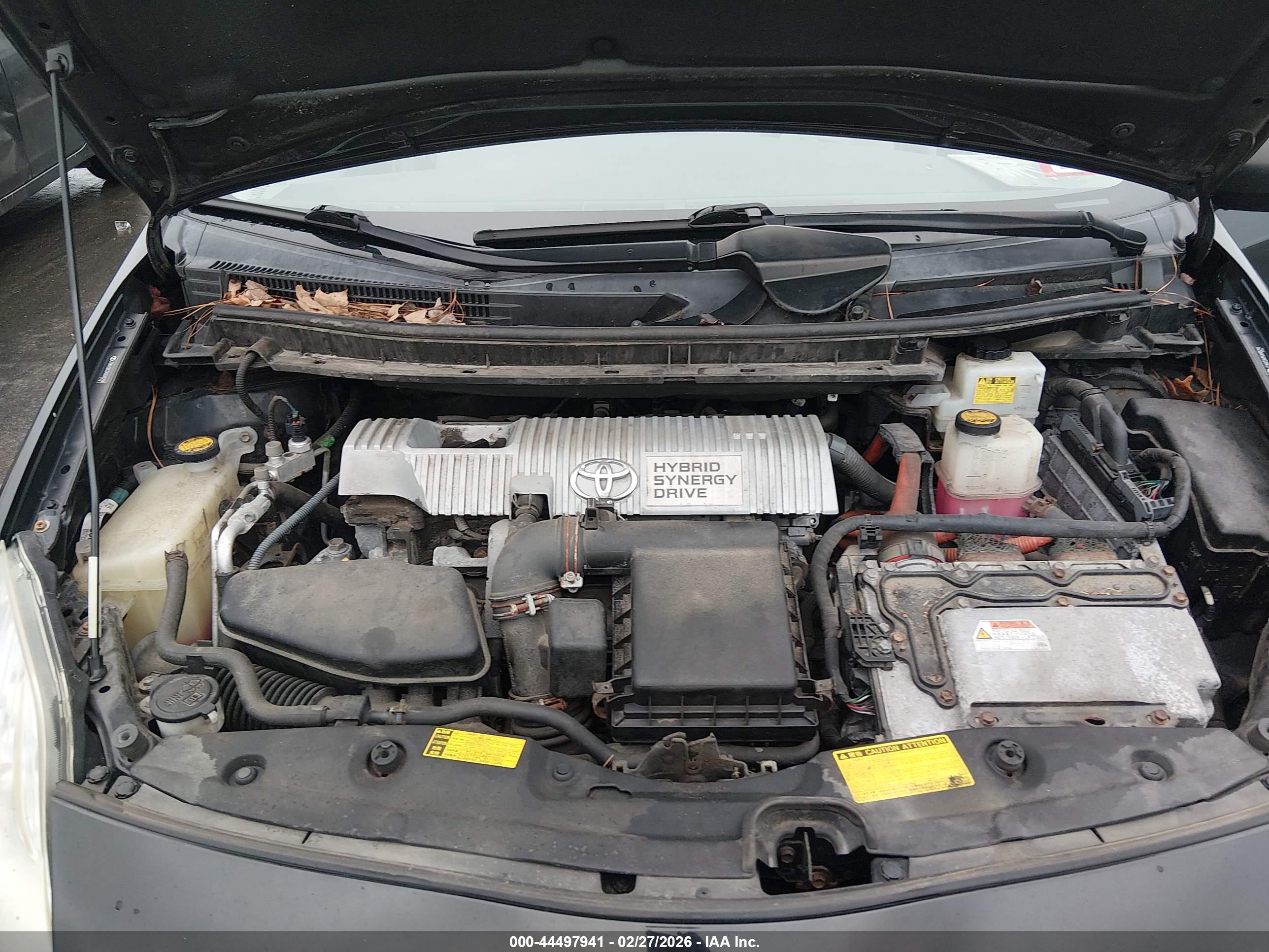 TOYOTA PRIUS image 10