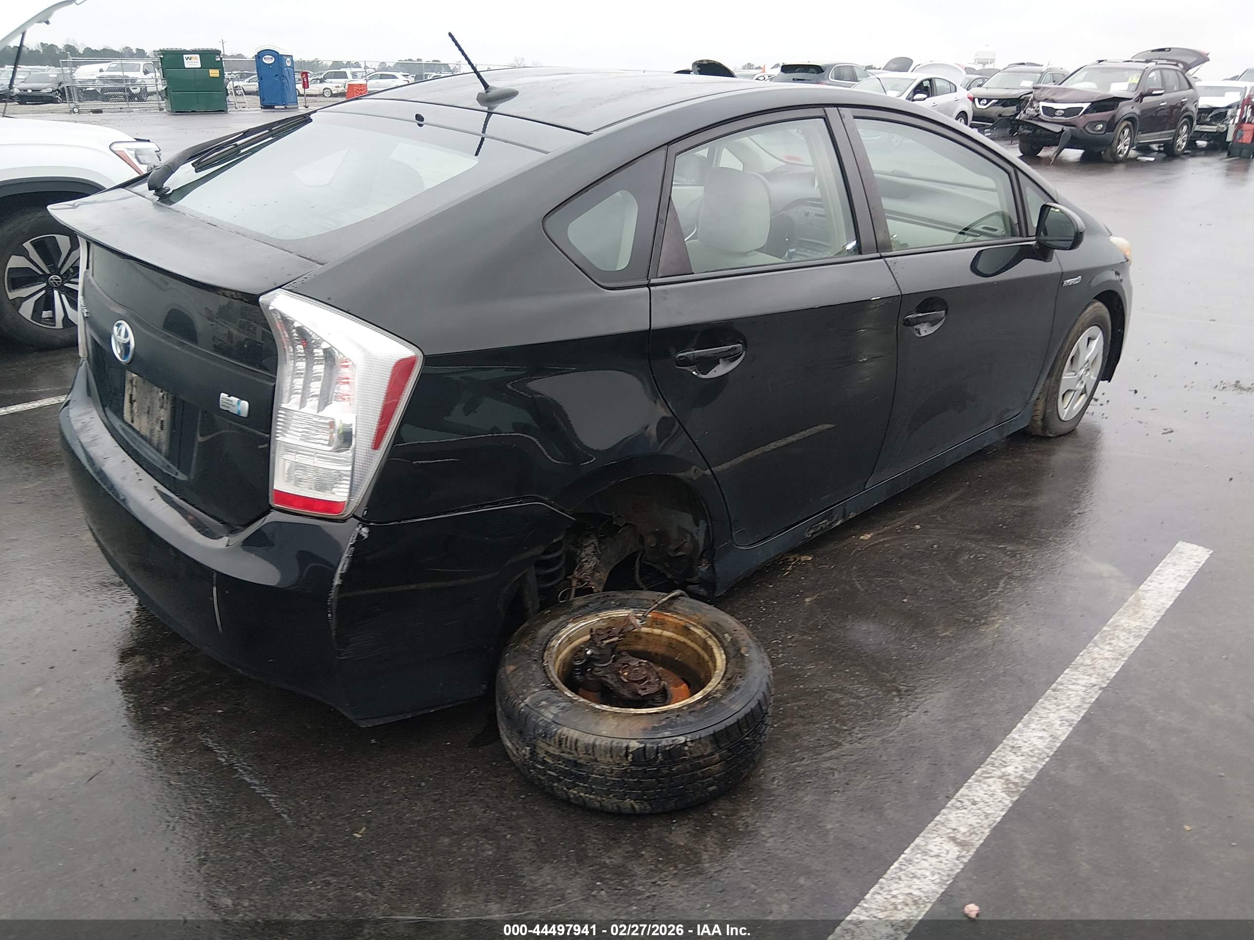 TOYOTA PRIUS image 4