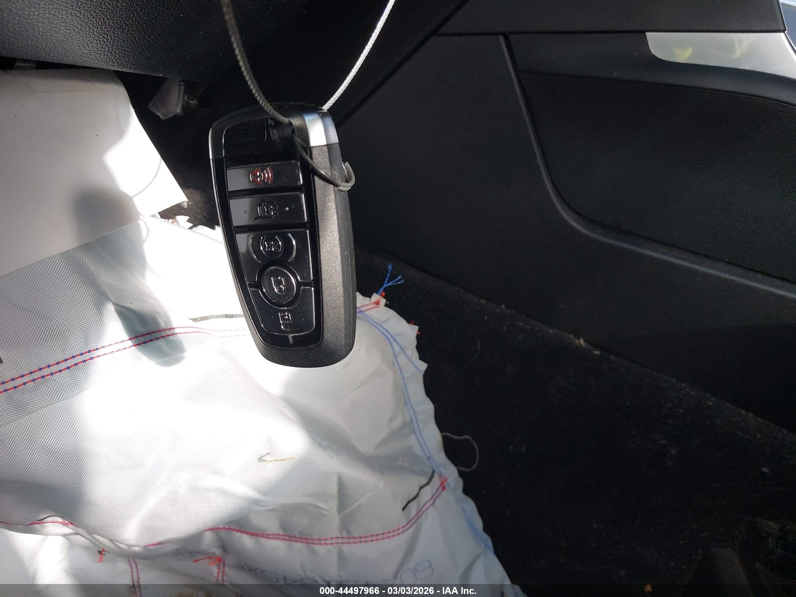 FORD EXPLORER image 11