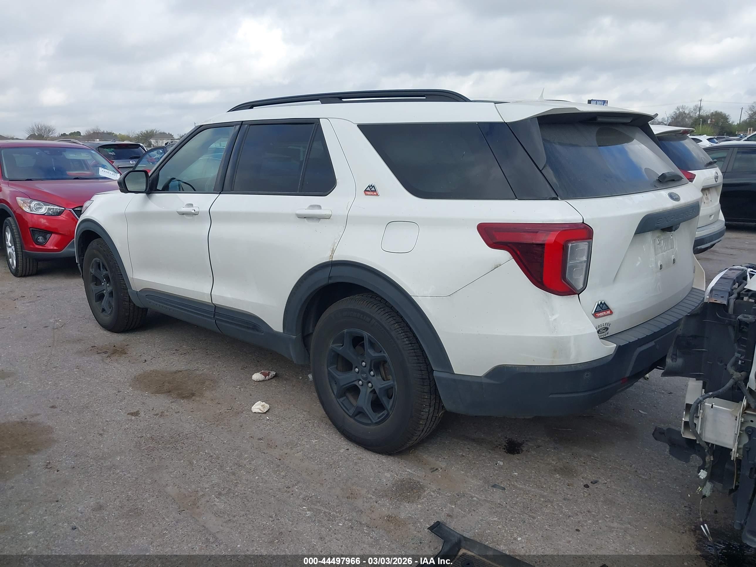 FORD EXPLORER image 3