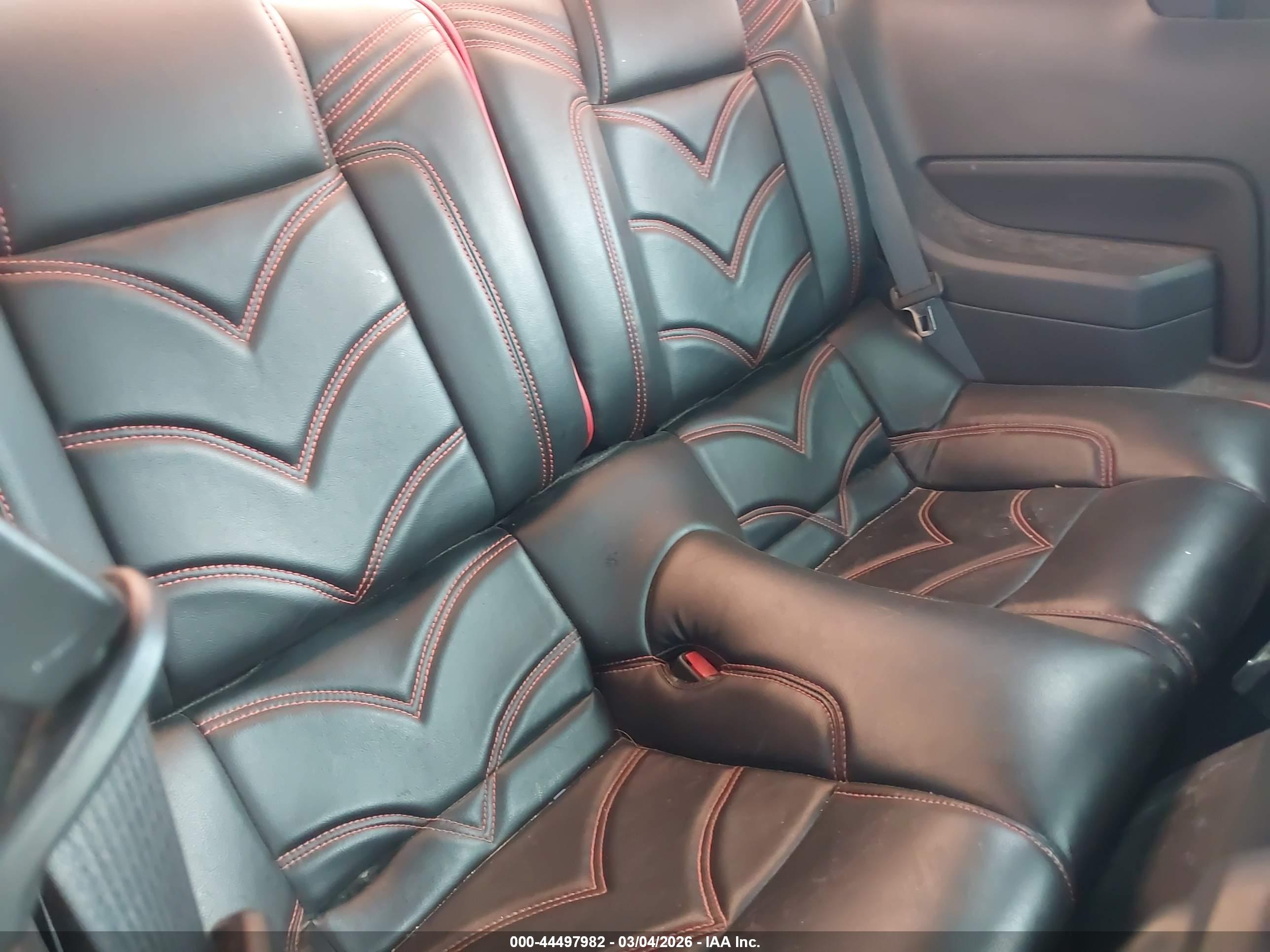 FORD MUSTANG image 8