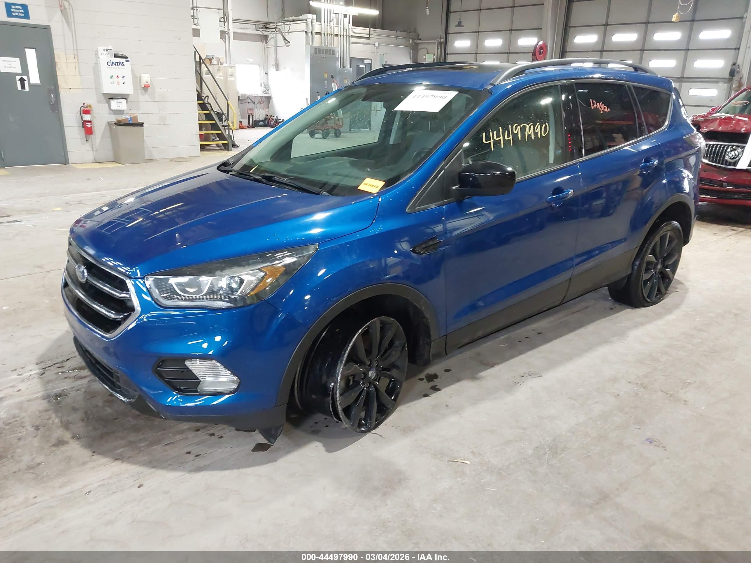 FORD ESCAPE image 2