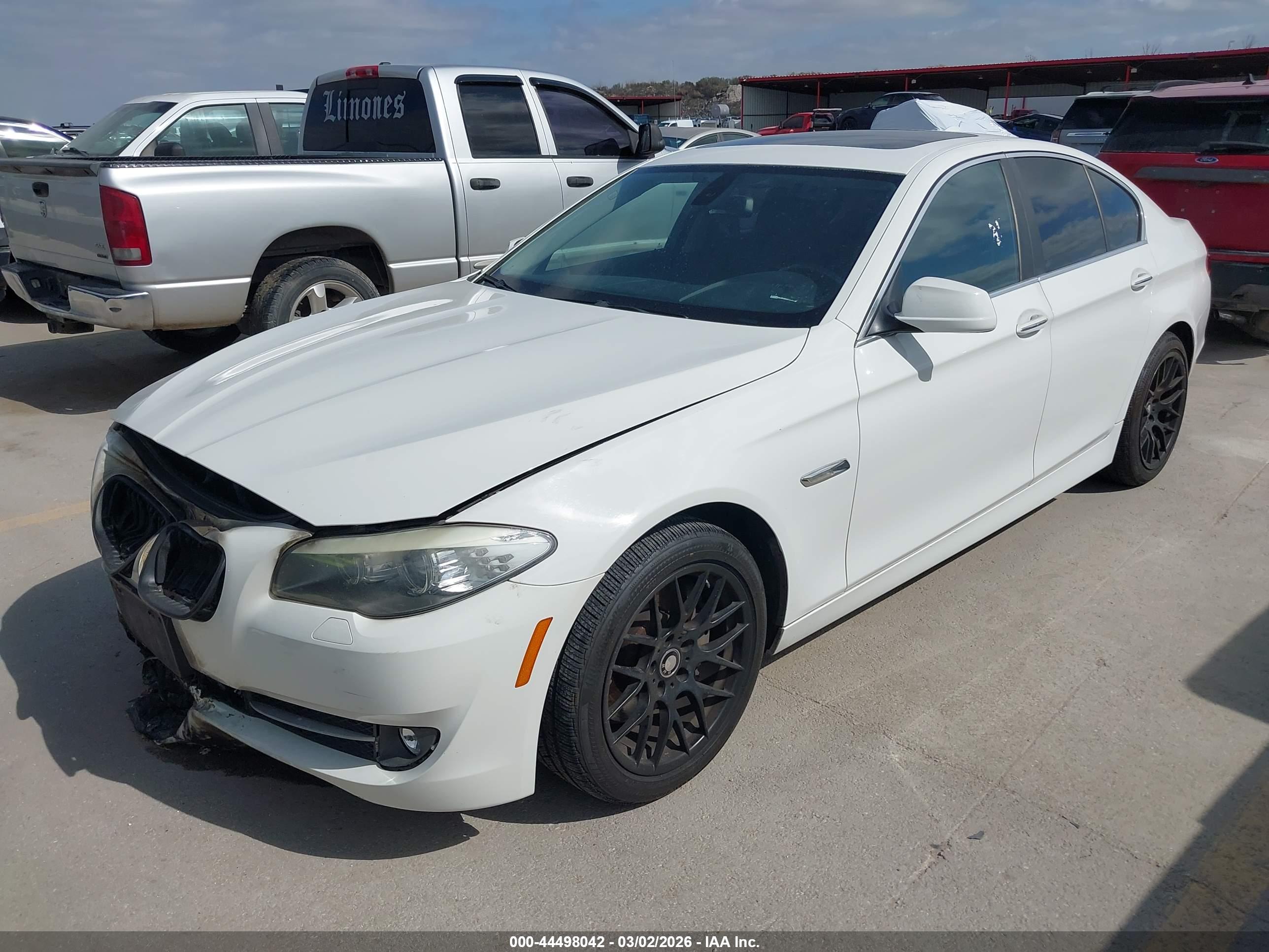 BMW 535I image 2