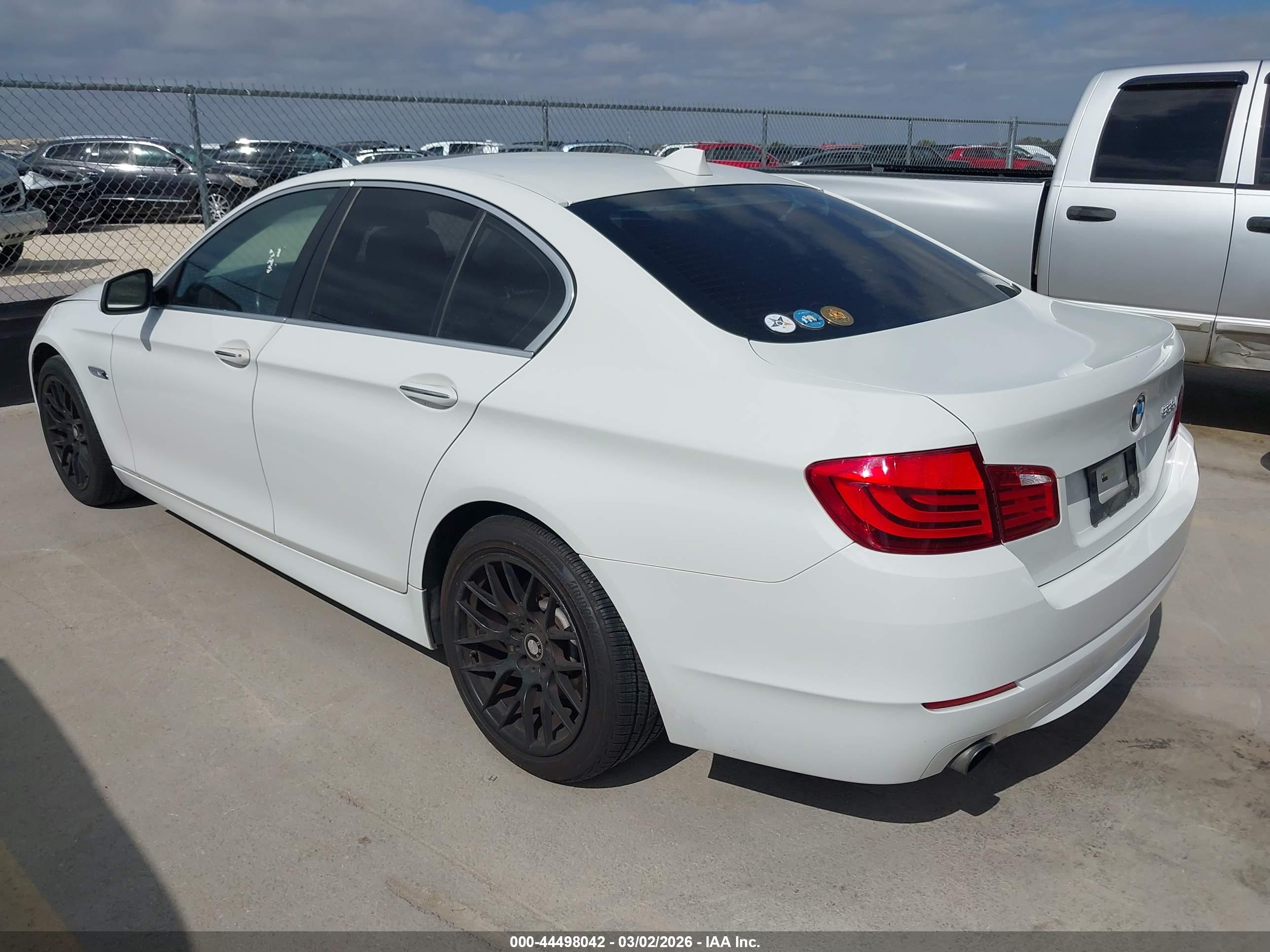 BMW 535I image 3