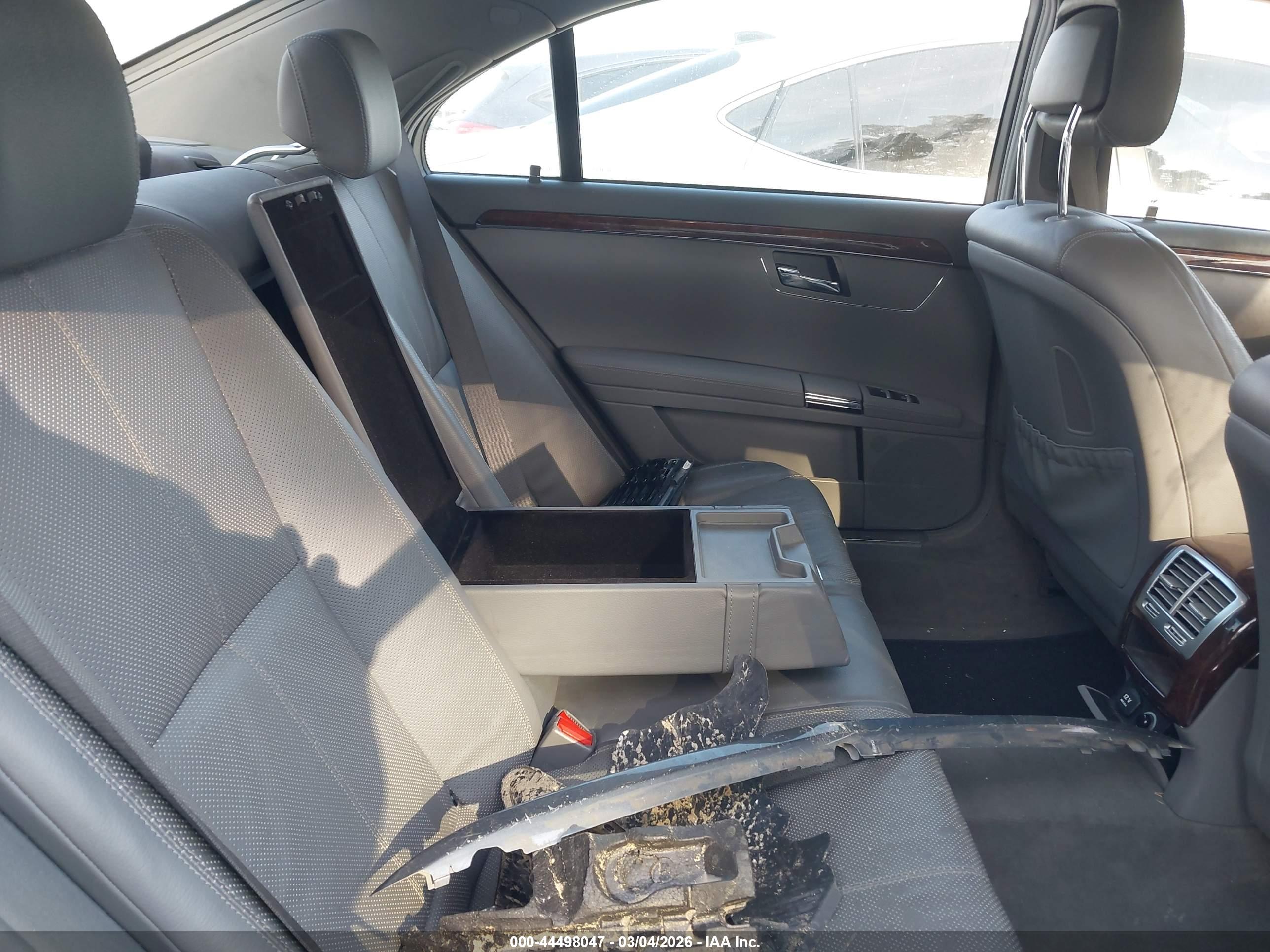 MERCEDES-BENZ S image 8