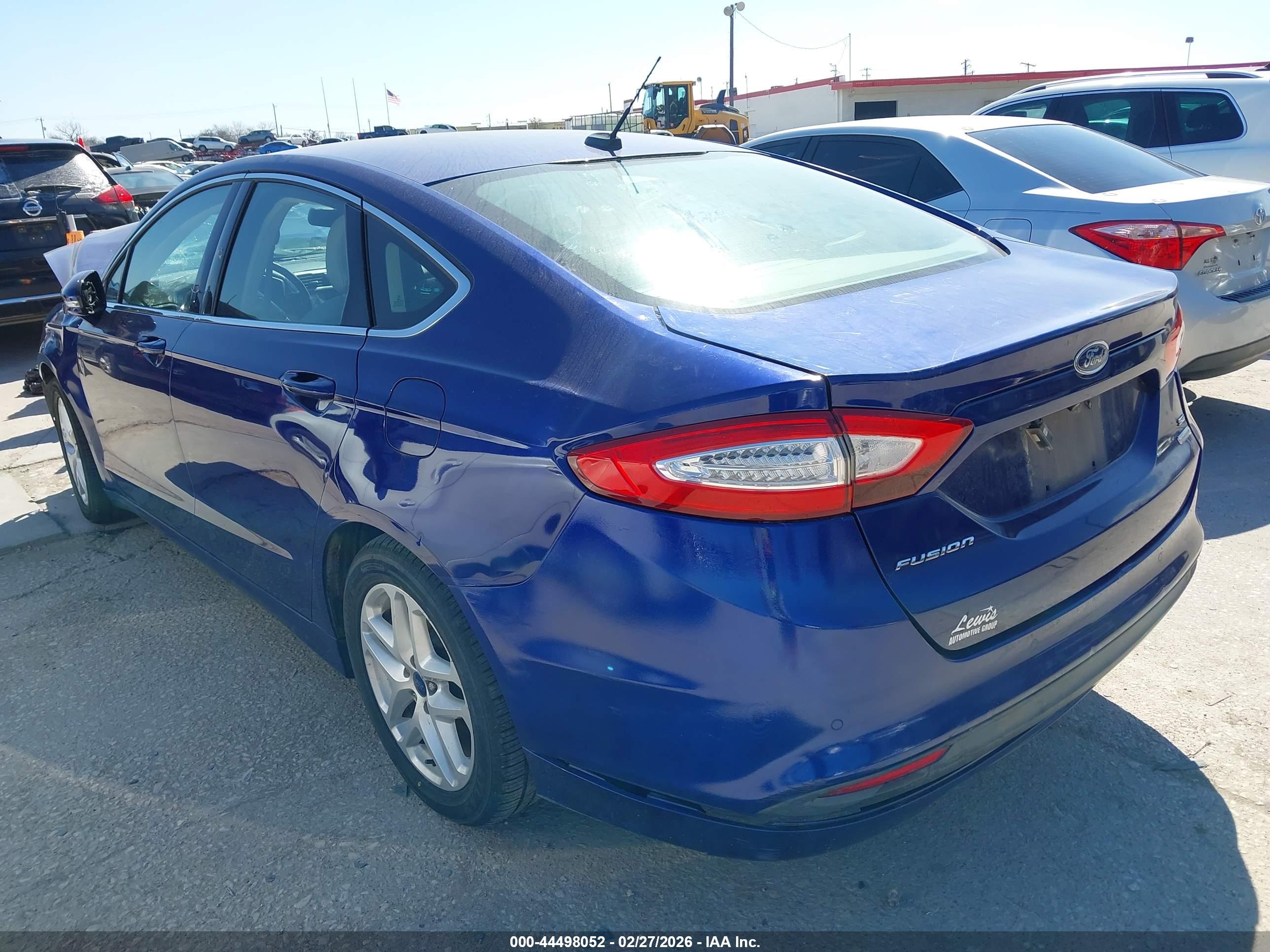 FORD FUSION image 3