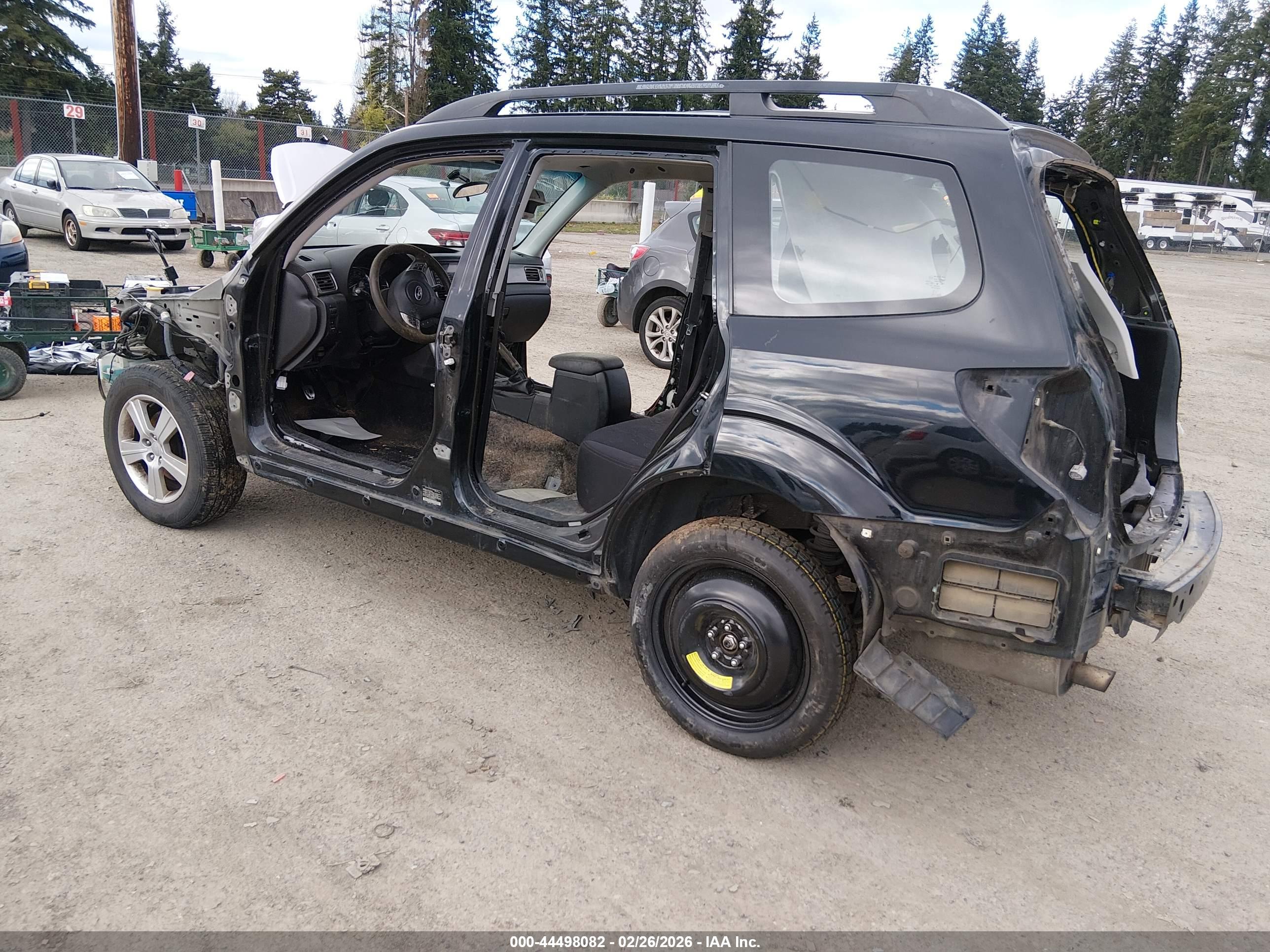 SUBARU FORESTER image 3