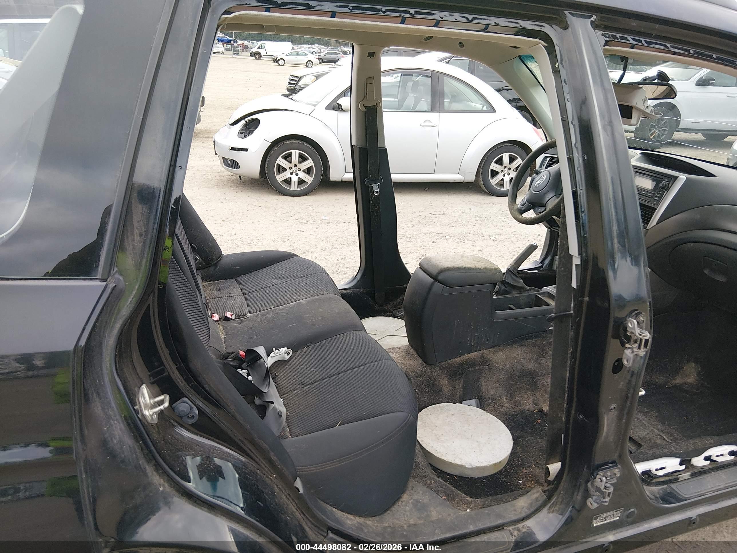 SUBARU FORESTER image 8