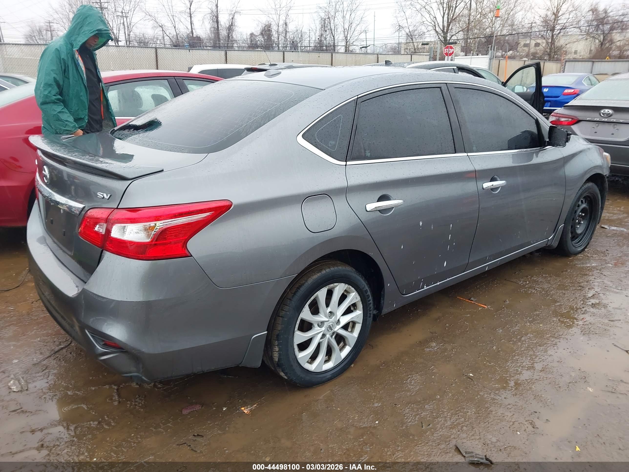 NISSAN SENTRA image 4