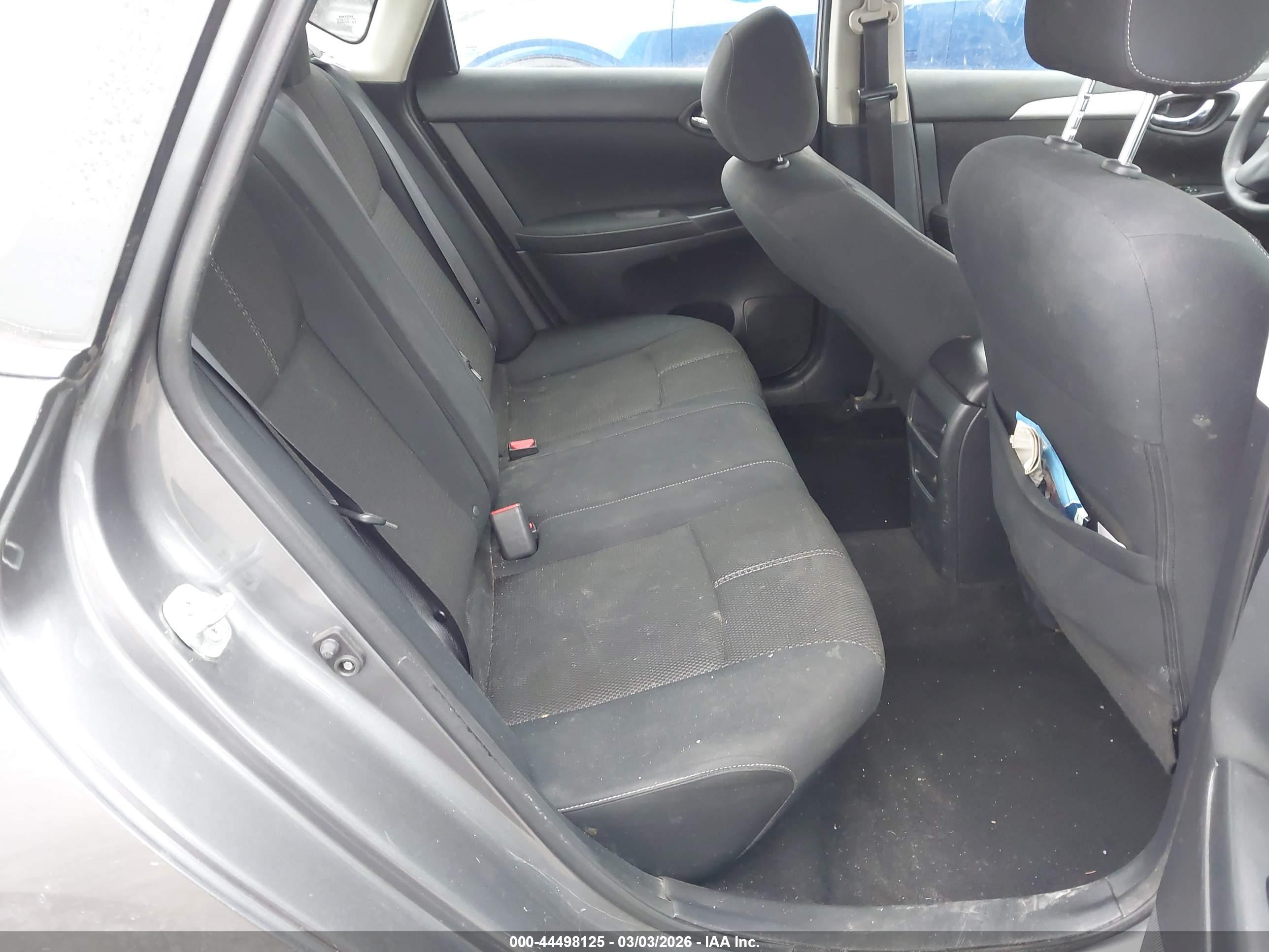 NISSAN SENTRA image 8